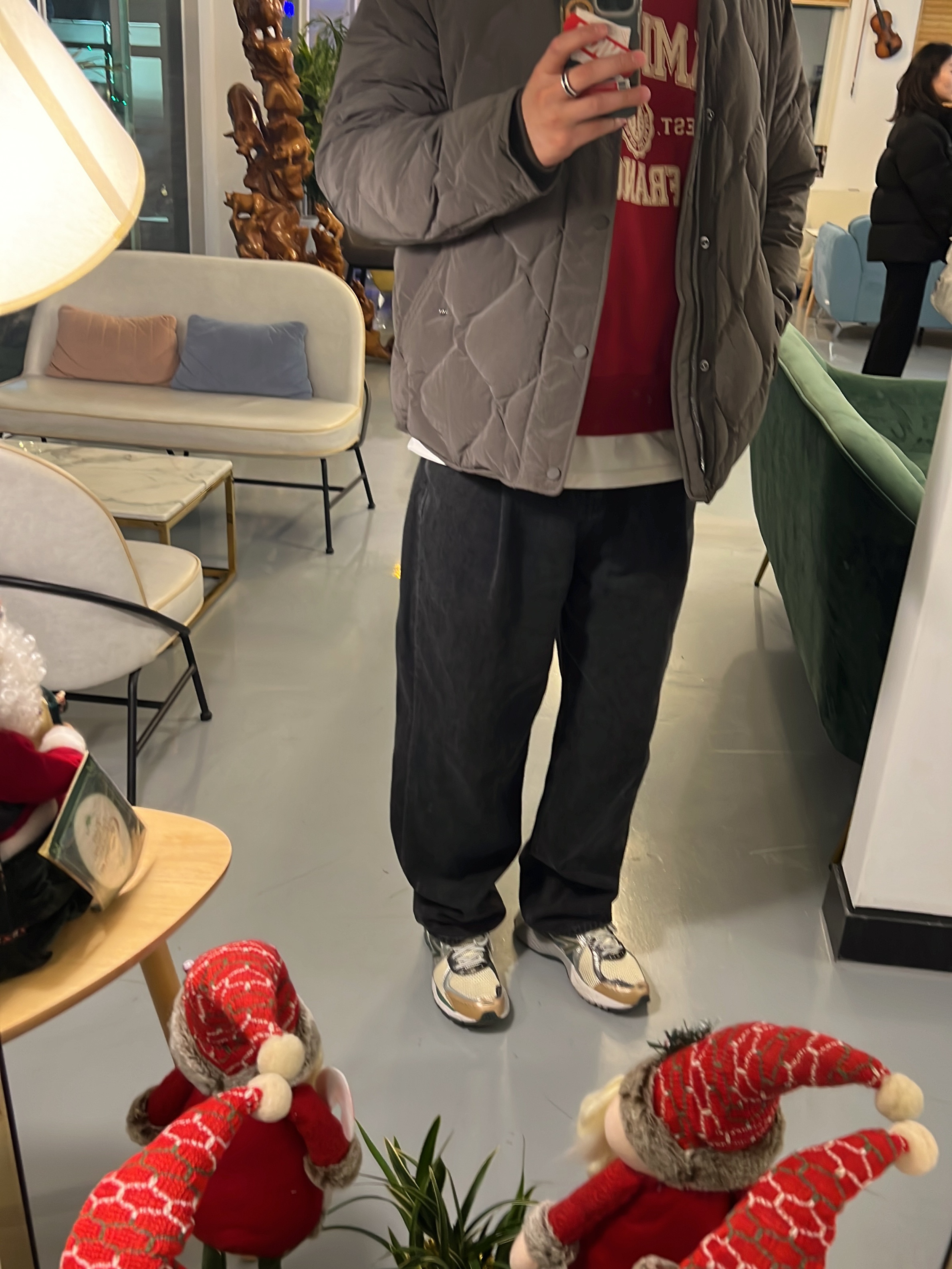 New Balance x Aime Leon Dore 860v2 Green, AMI Paris France Sweatshirt Red 착용 스타일