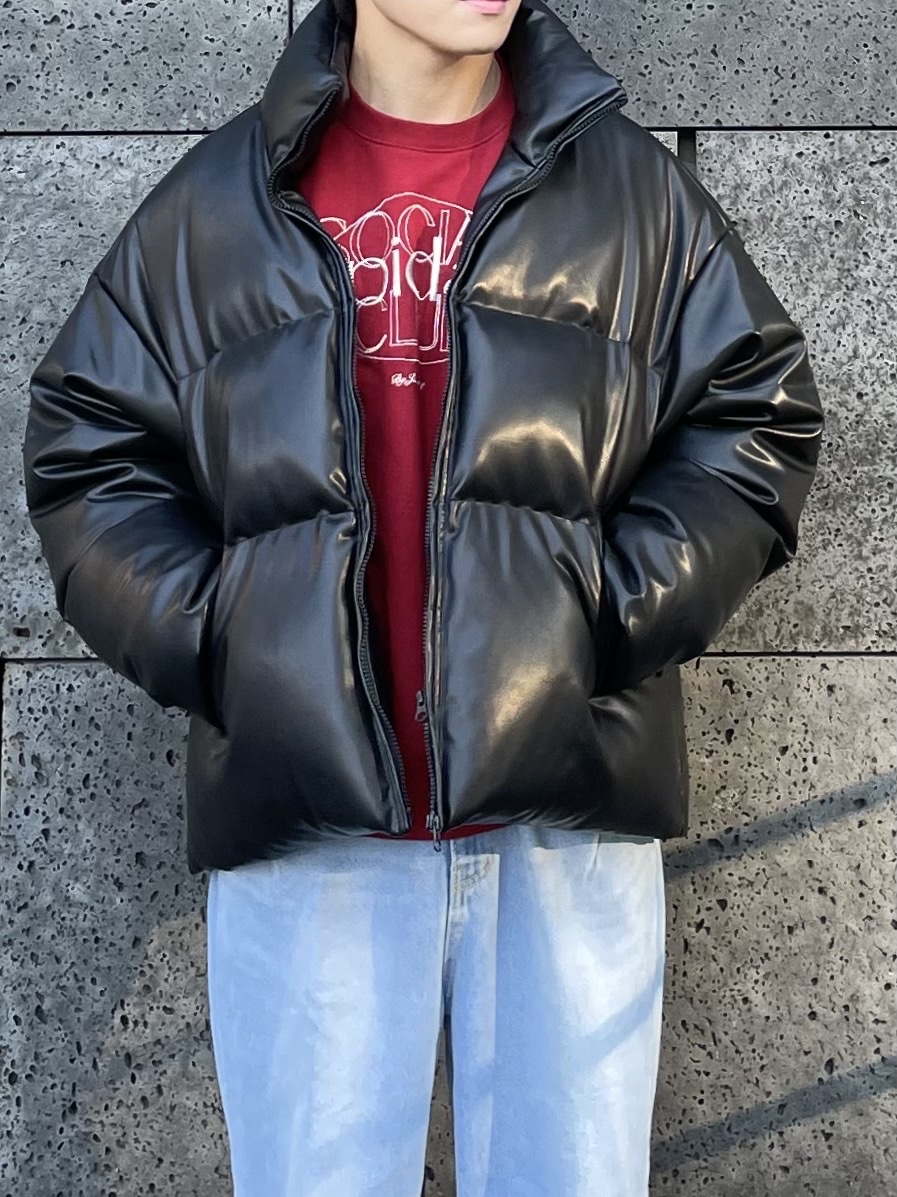 QT8 Garments GB Synthetic Leather Duck Down Short Padding Black, Adidas Gazelle Indoor Better Scarlet Cloud White 착용 스타일 - 3