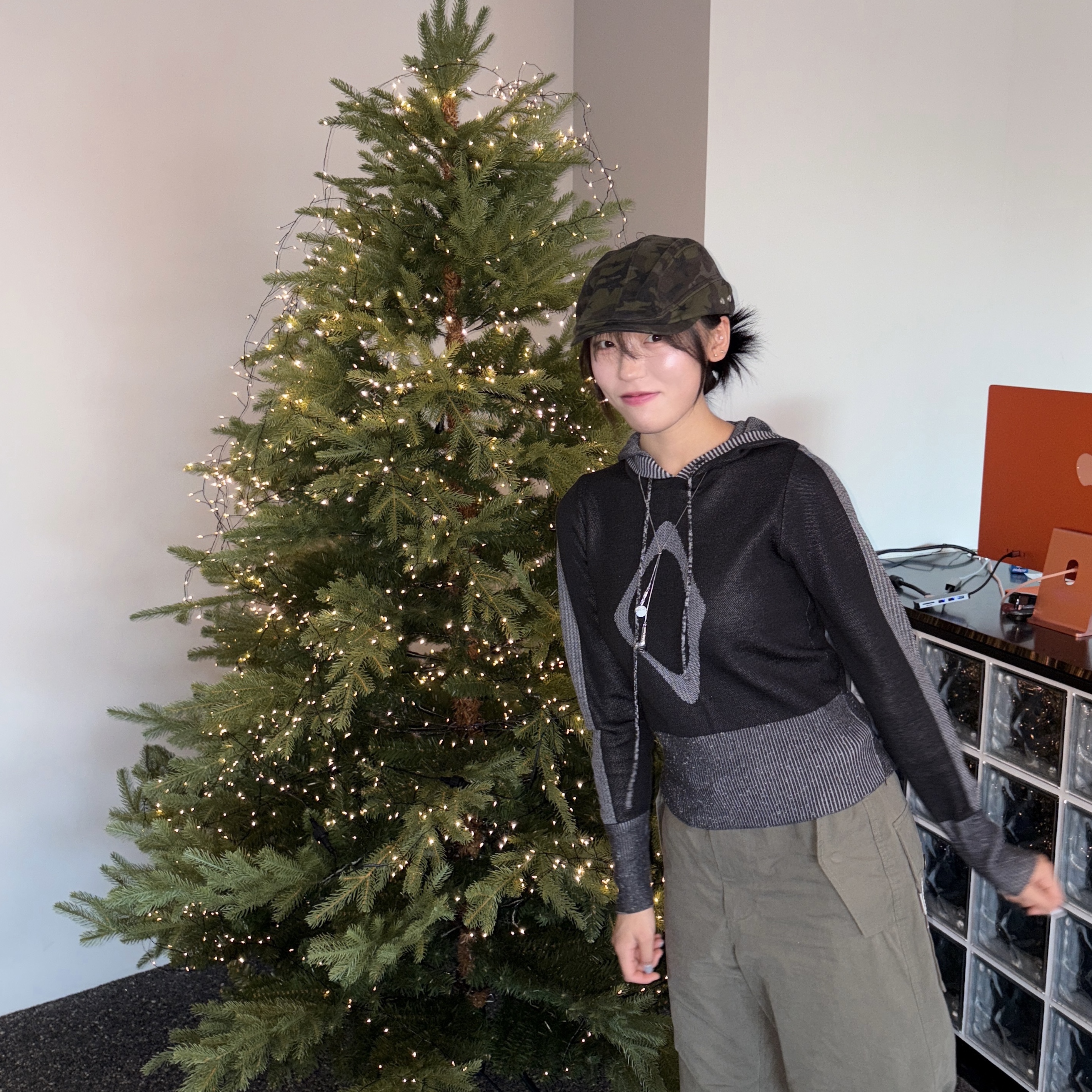 True Religion Mil Grenade Pants Khaki, (W) UGG Classic Ultra Mini Platform Boots Chestnut ์ฐฉ์ฉ ์คํ์ผ - 2