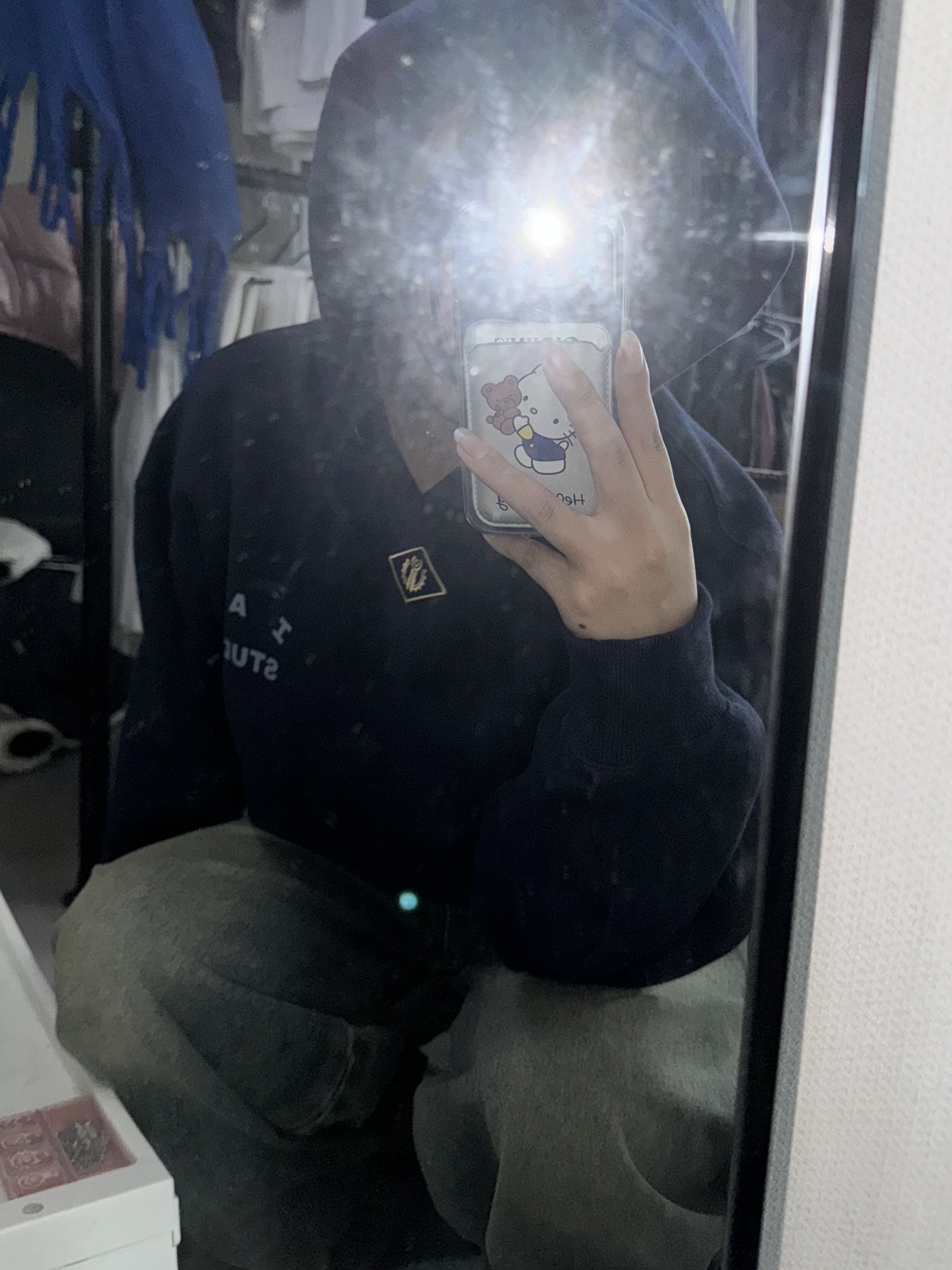 IAB Studio x Arcane Piltover Hoodie Navy Dove Blue 착용 스타일