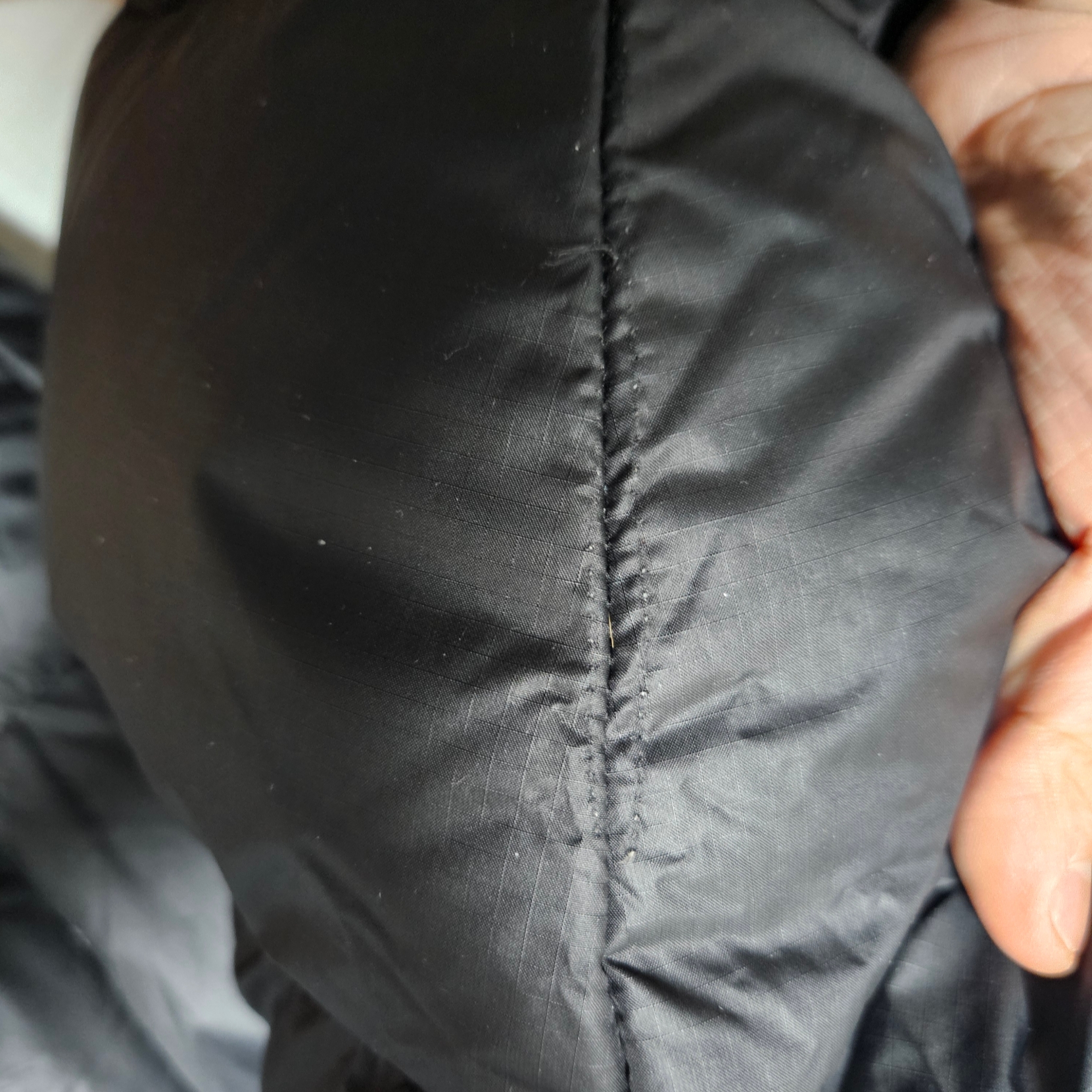The North Face 1996 Retro Nuptse Down Jacket TNF Black 착용 스타일 - 2