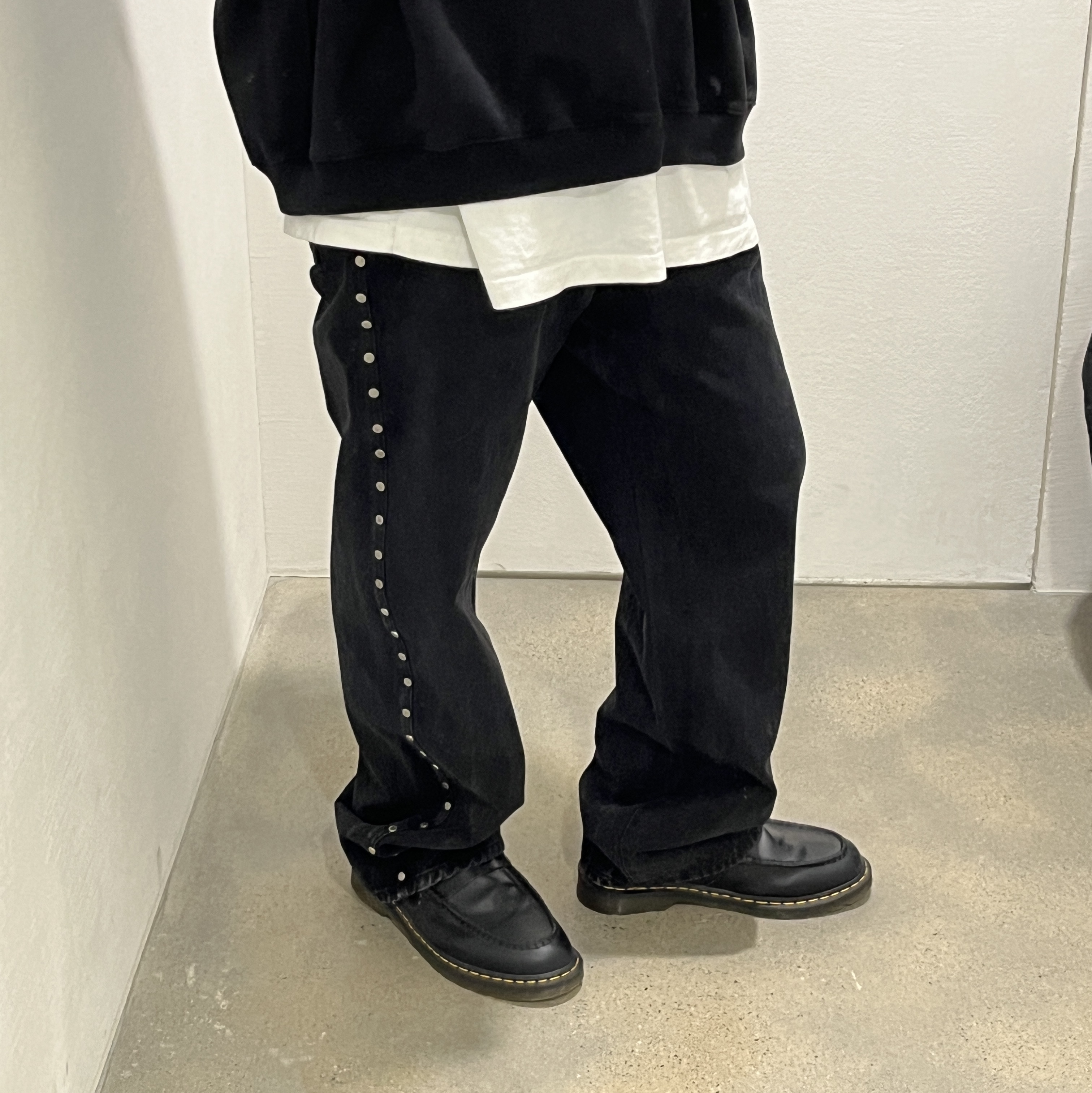 Dr. Martens Penton Smooth Leather Loafers Black 착용 스타일