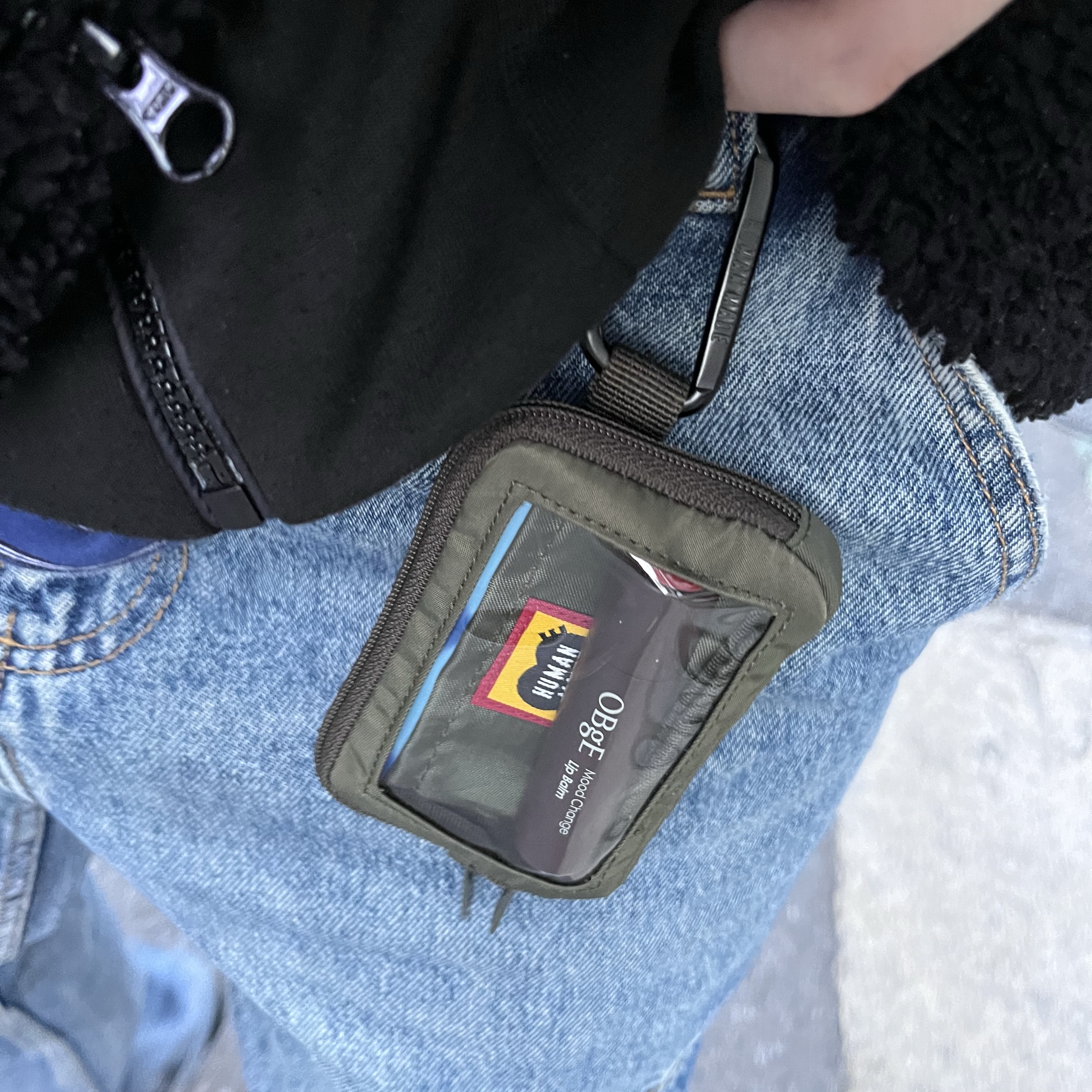 Human Made Military Card Case Olive Drab 착용 스타일