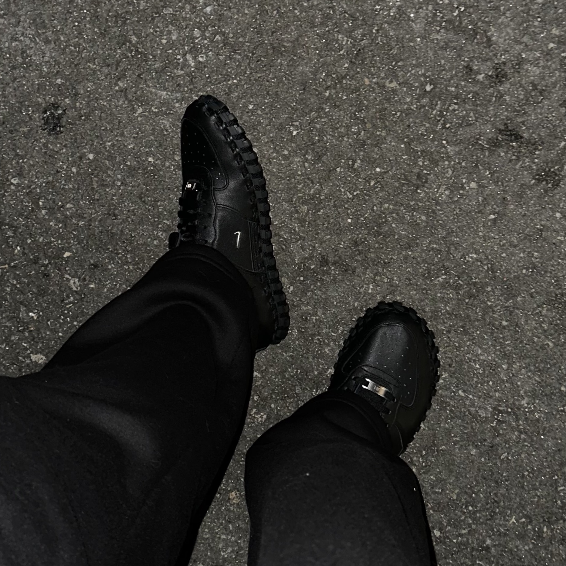 Nike x Jacquemus J Force 1 Low LX SP Black 착용 스타일