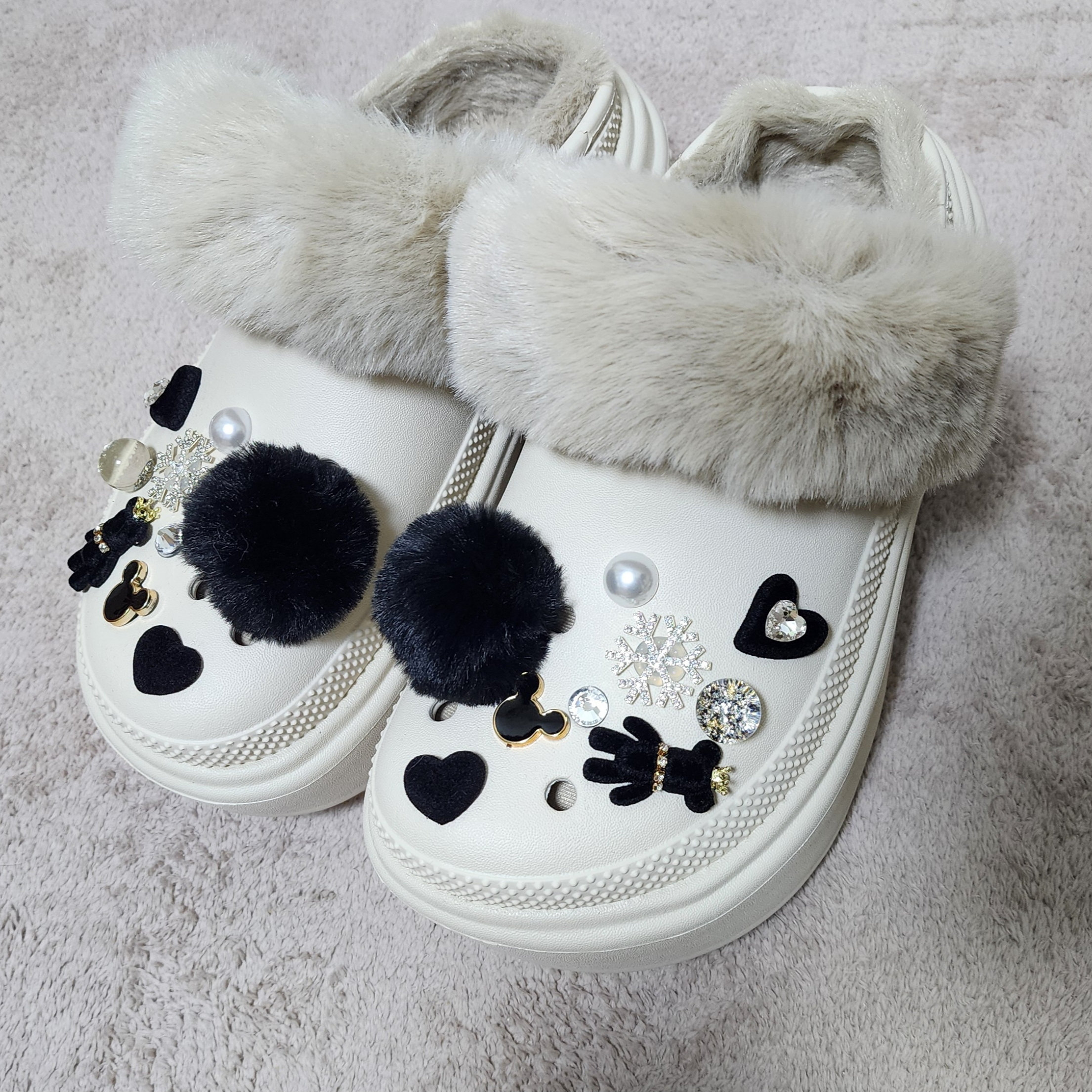 Crocs Stomp Lined Clog Stucco 착용 스타일