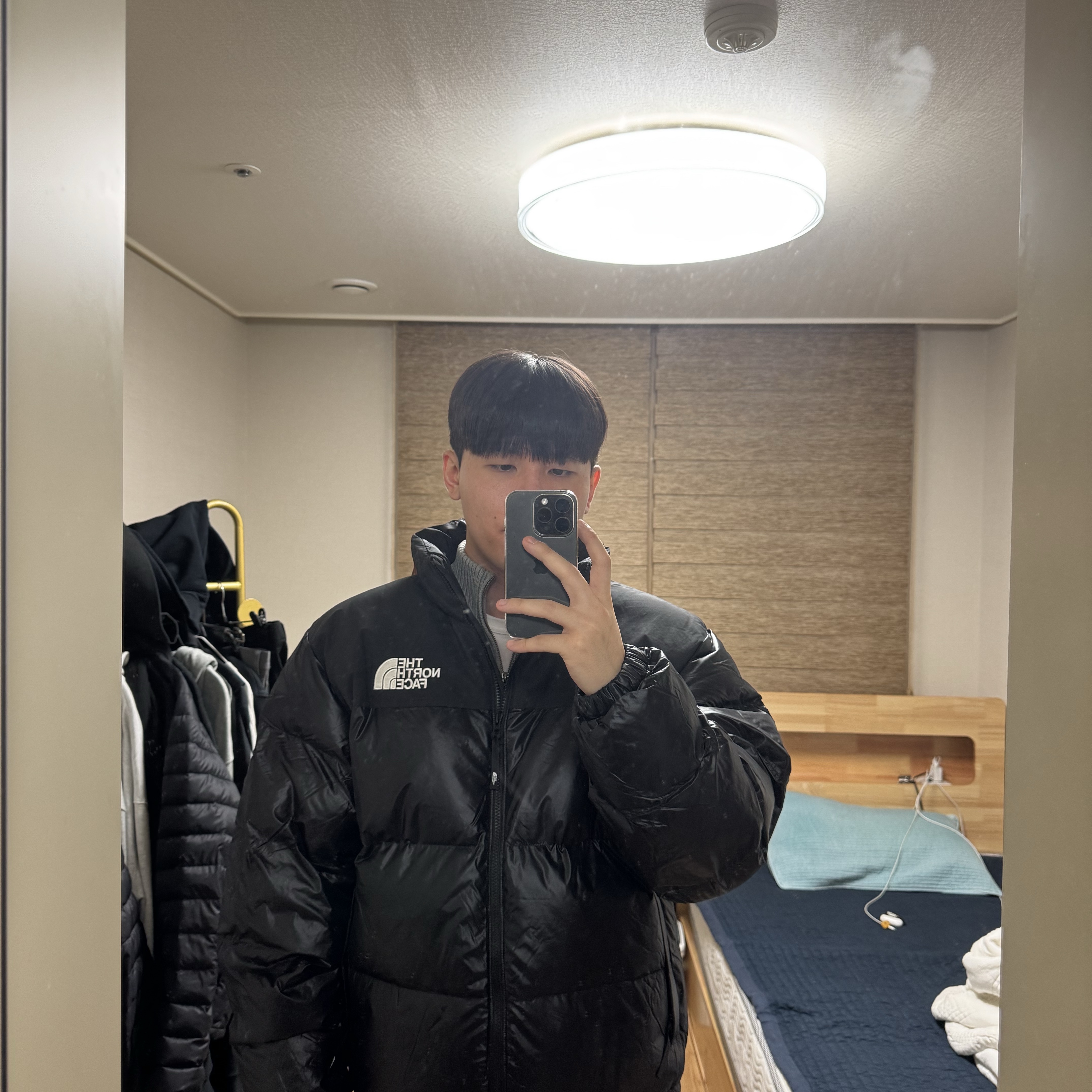 The North Face On Ball Jacket Black 착용 스타일 - 1