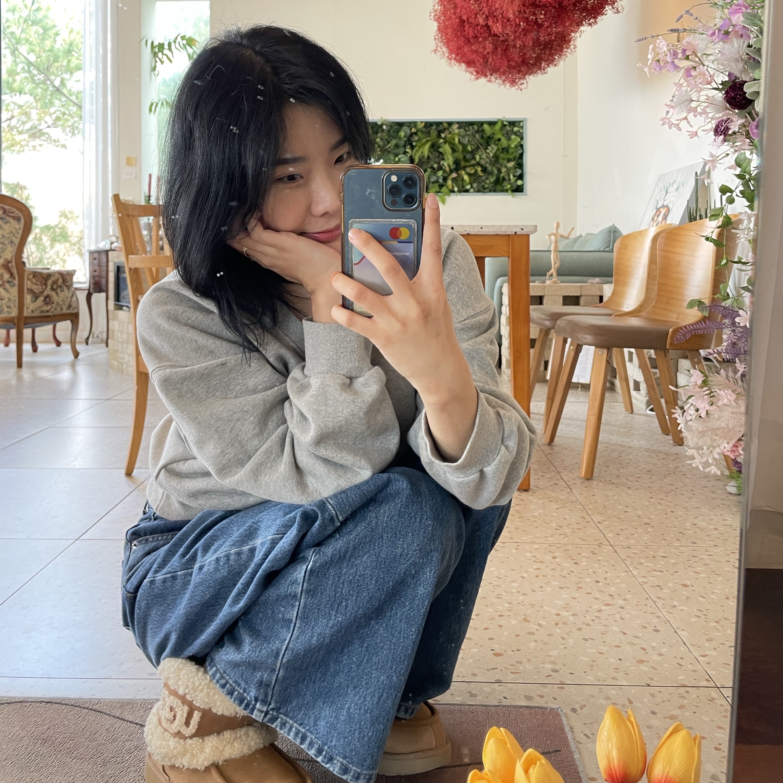 (W) UGG Ultra Mini UGG Fluff Chestnut 착용 스타일