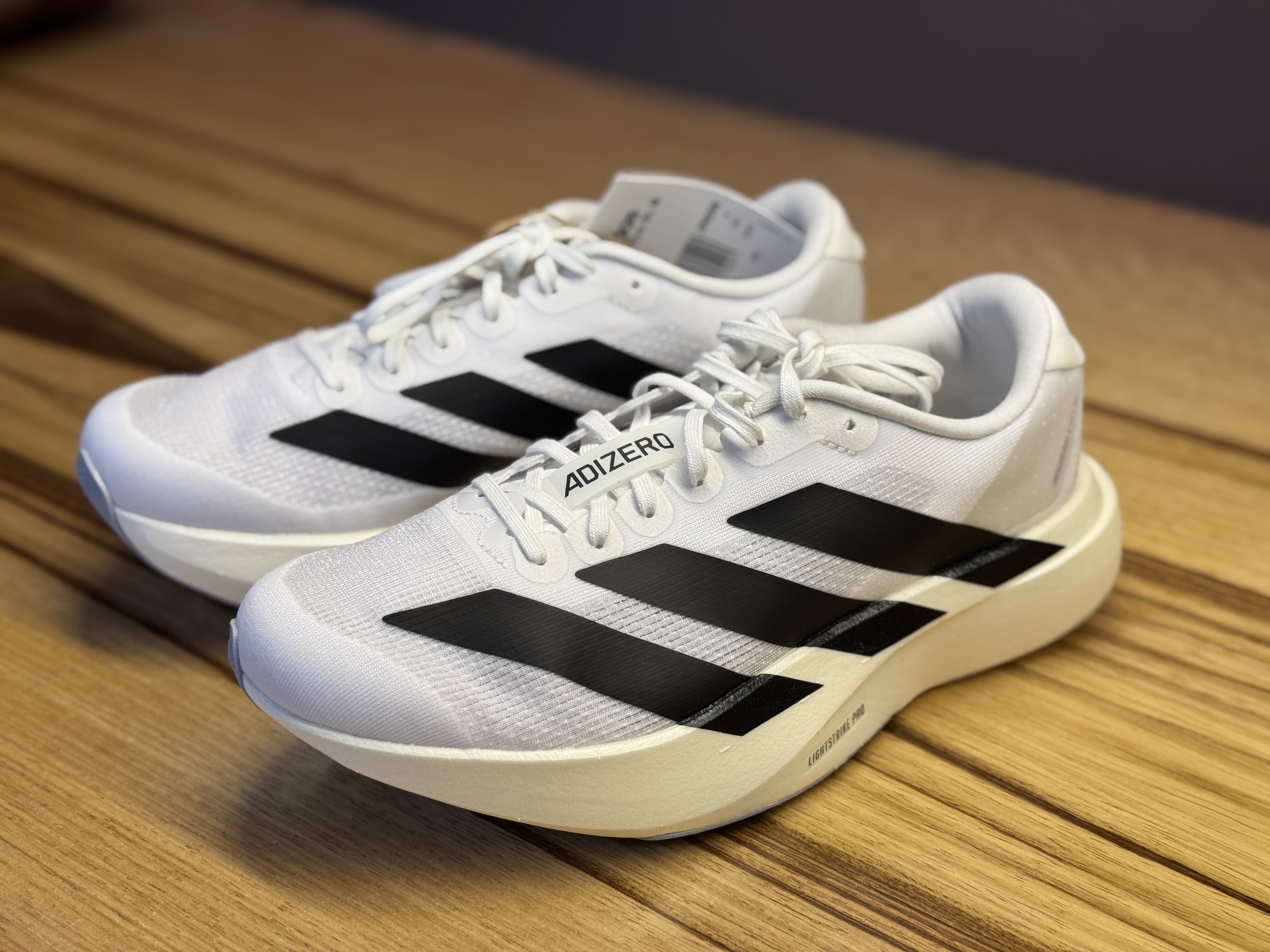 Adidas Adizero EVO SL Cloud White Core Black 착용 스타일