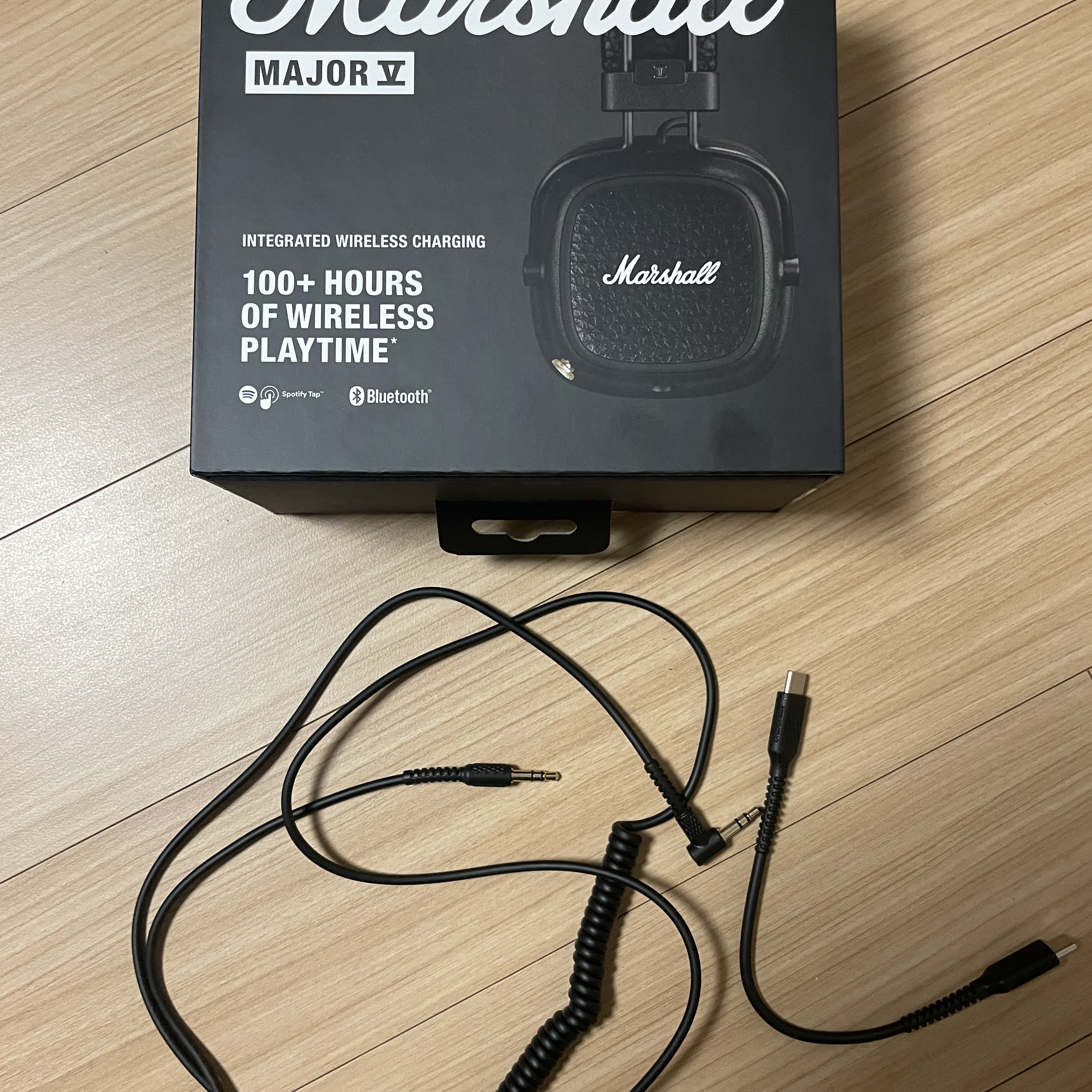 Marshall Major V Black (Korean Ver.) 착용 스타일 - 1