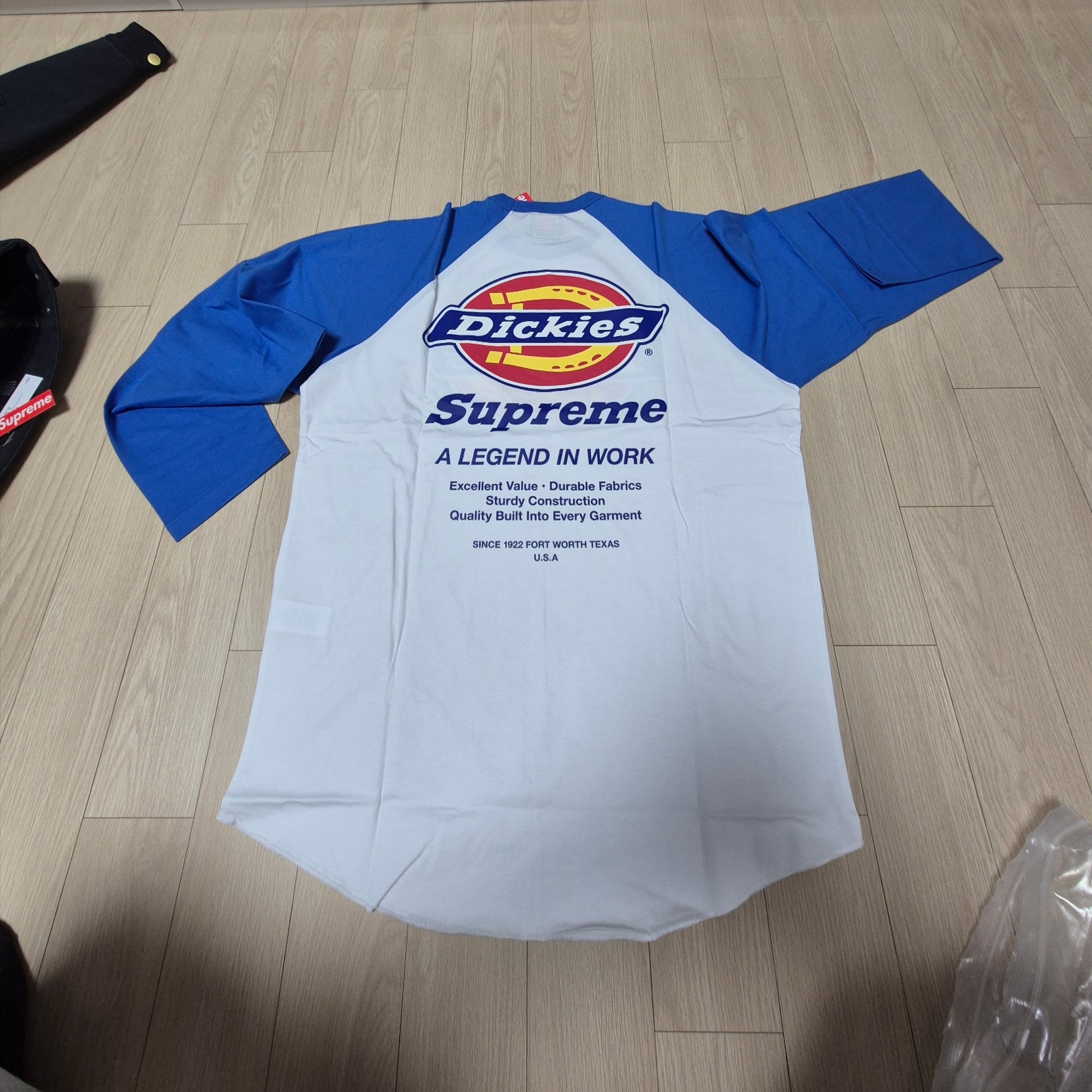 Supreme x Dickies Hooded Work Jacket Black - 24FW 착용 스타일 - 5