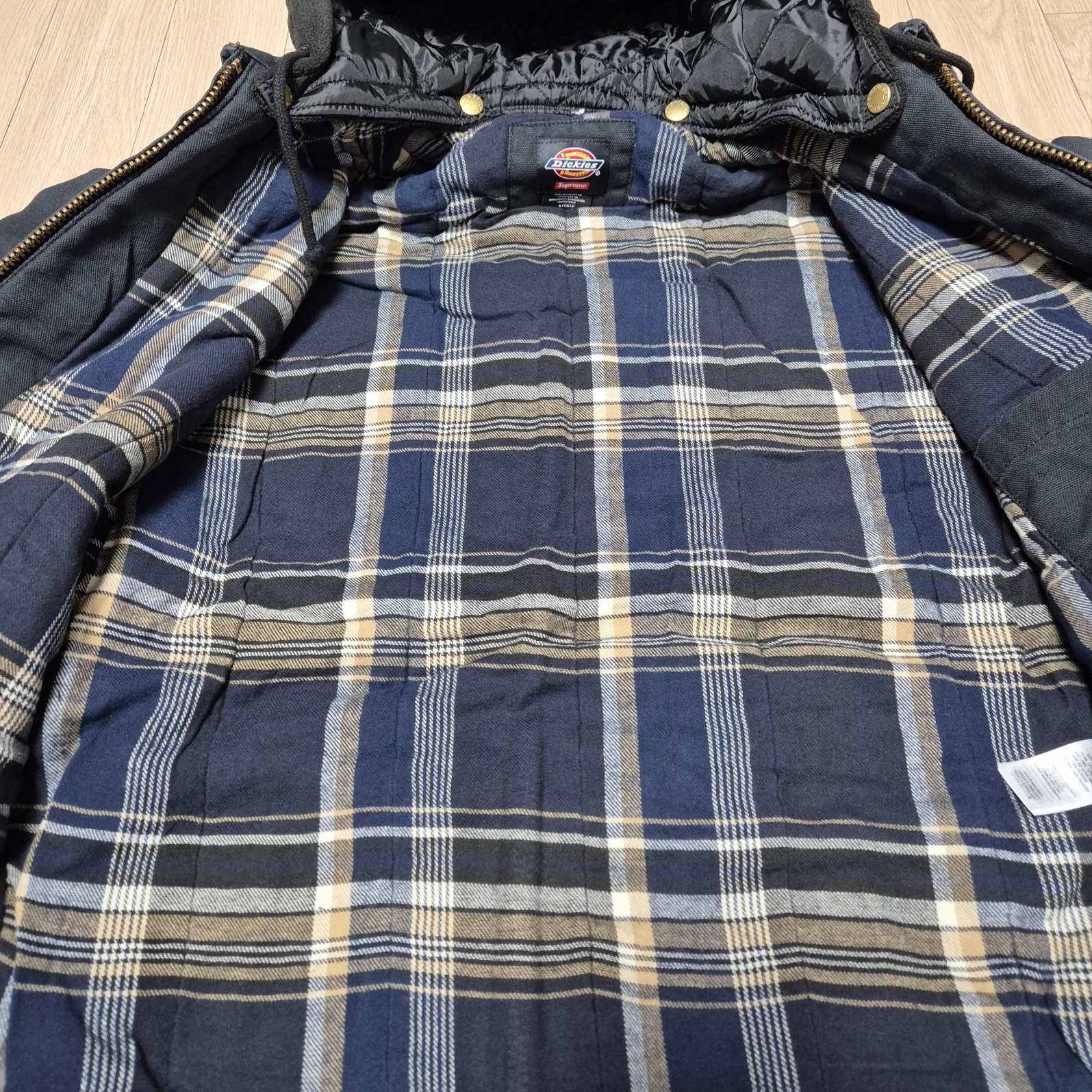 Supreme x Dickies Hooded Work Jacket Black - 24FW 착용 스타일 - 3