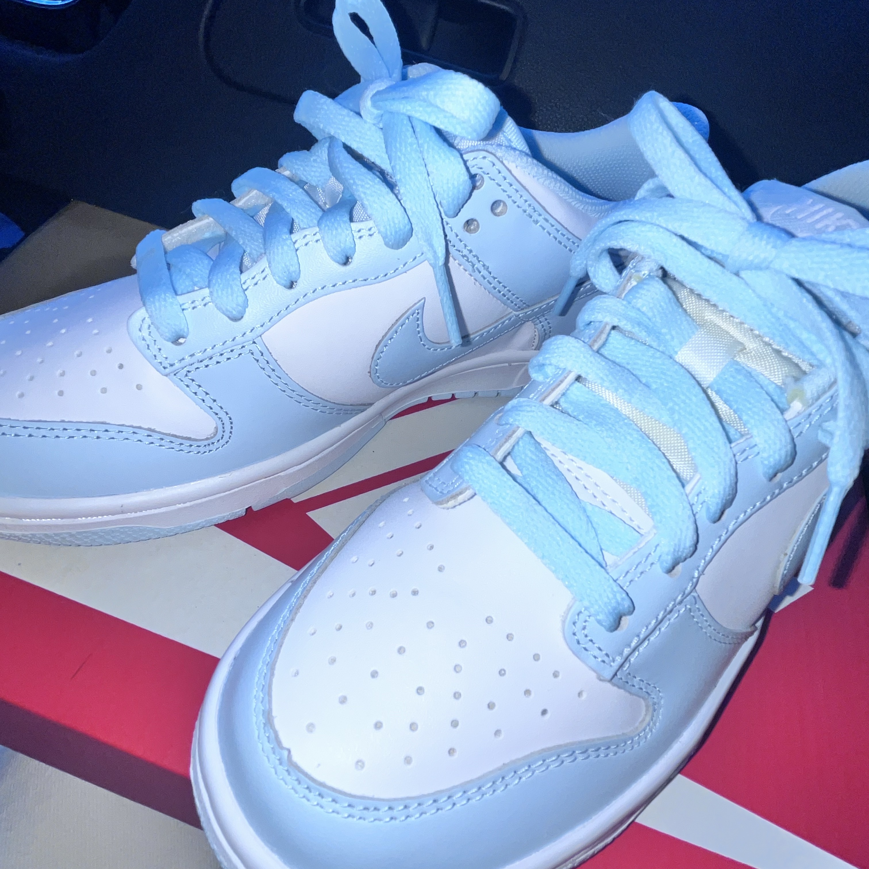 (GS) Nike Dunk Low Glacier Blue White 착용 스타일 - 1