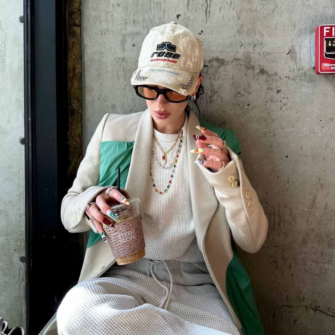 Martine Rose Rolled Back Cap Beige - 24FW 착용 스타일