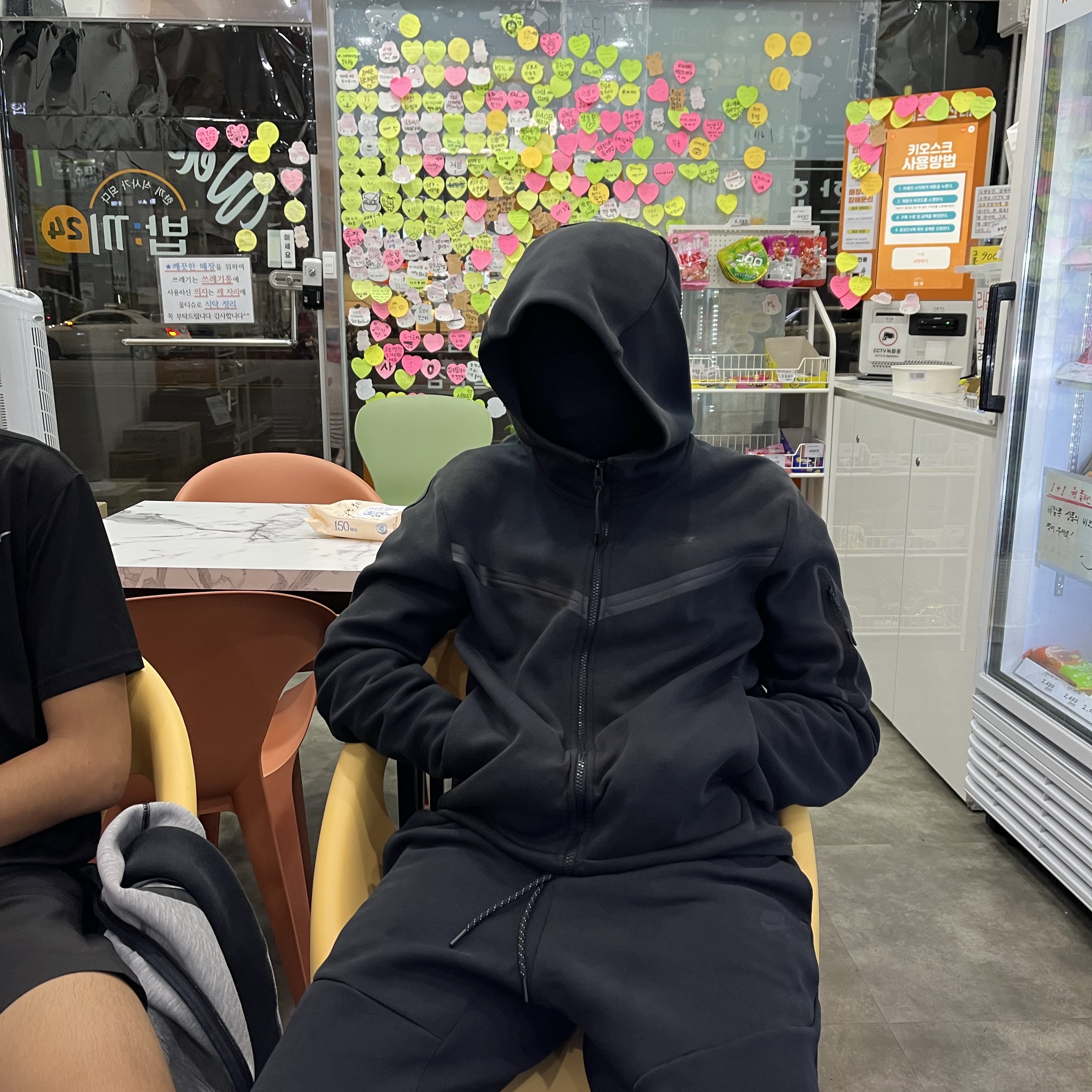 Nike NSW Tech Fleece Windrunner Full Zip Hoodie Black - Asia, Nike NSW Tech Fleece Jogger Black - Asia 착용 스타일
