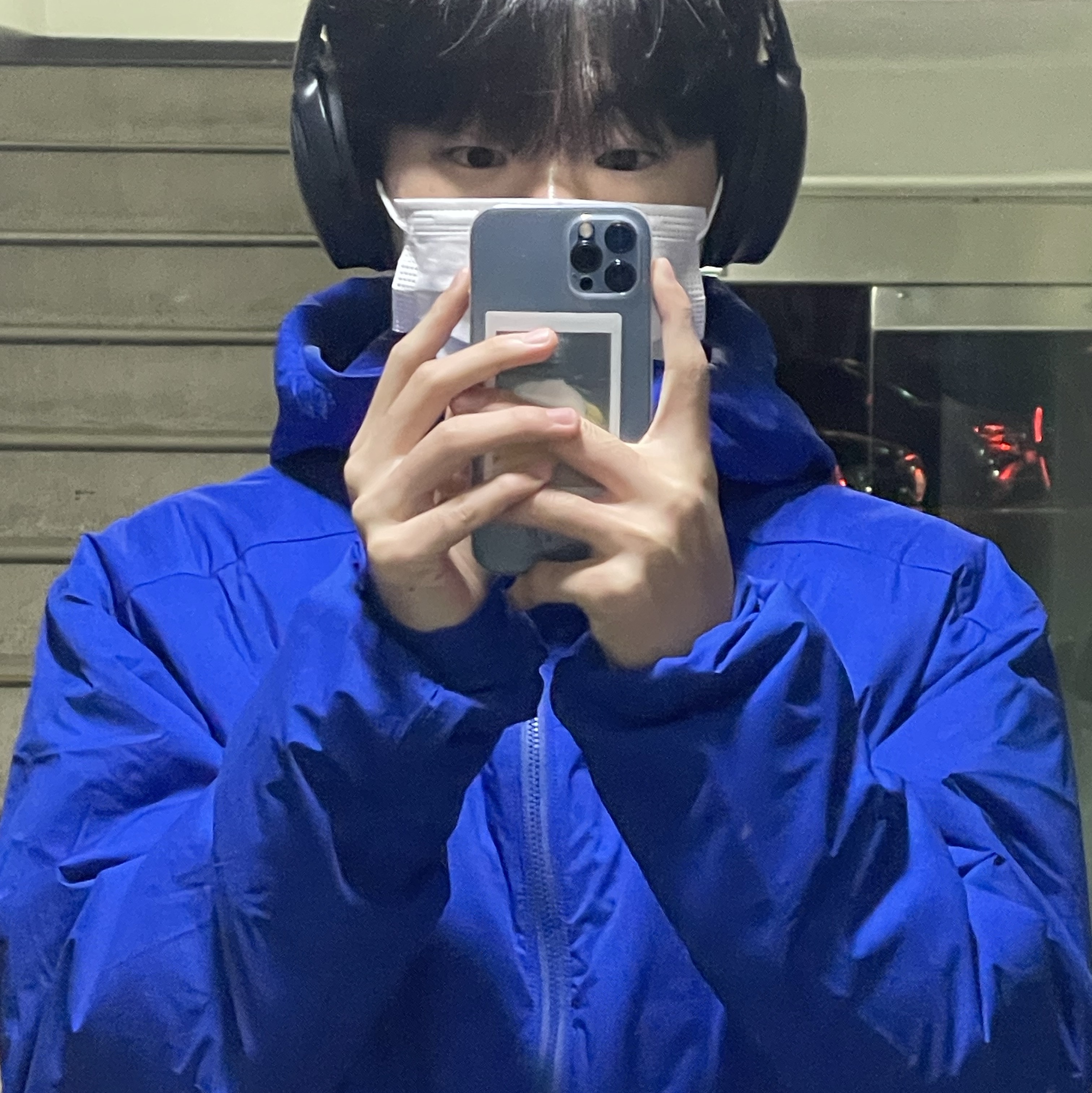 Arc'teryx Atom Hoody Vitality 착용 스타일