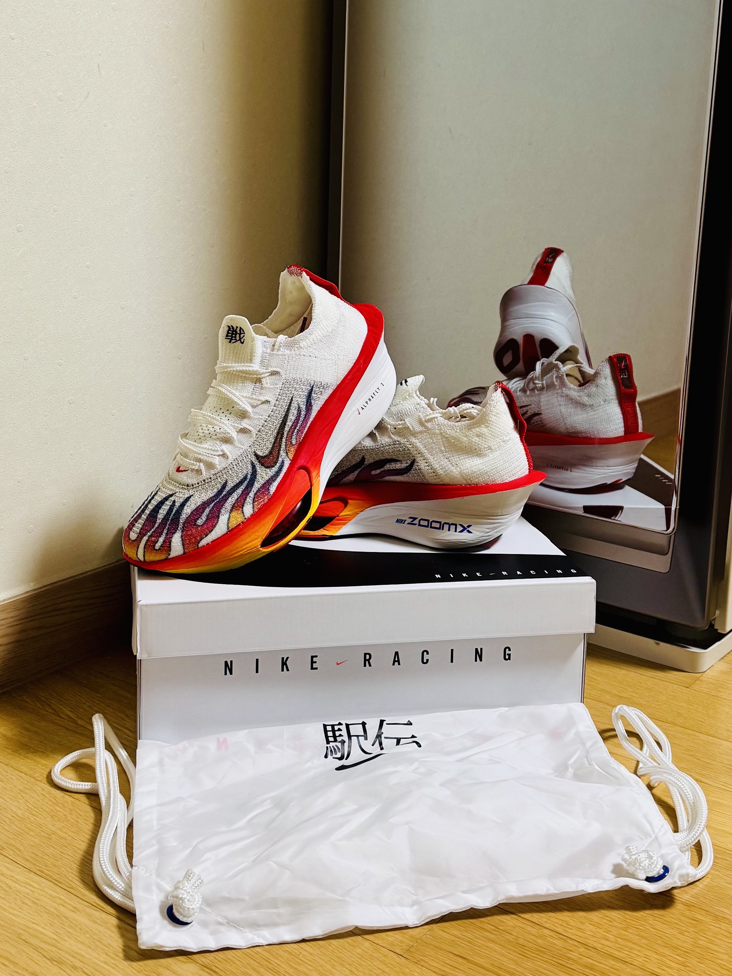 Nike Air Zoom Alphafly Next% 3 PRM White Habanero Red 착용 스타일