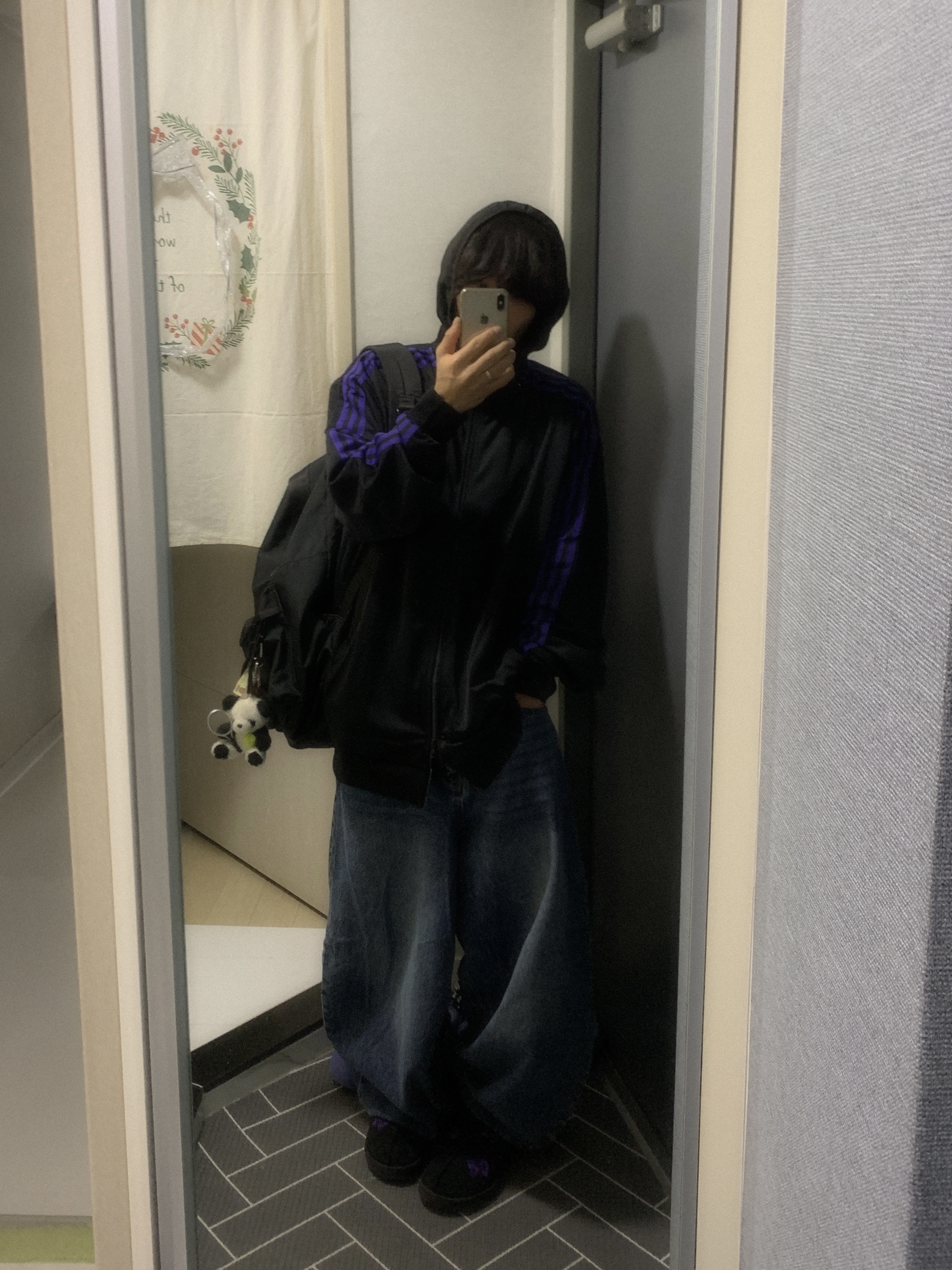 Adidas Beckenbauer Track Top Black Energy Ink - KR Sizing, Reebok x Needles Beatnik Moc Core Black Extreme Purple 착용 스타일 - 1