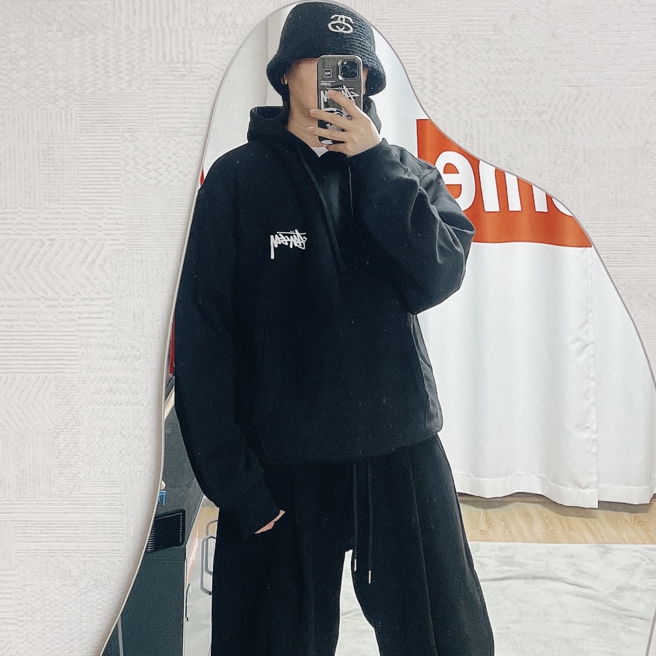 Stussy Plush Hoodie Black, Undermycar Mu.03 Anti Fxxking Logo Play Oversized Sweat Jogger Black 착용 스타일 - 2