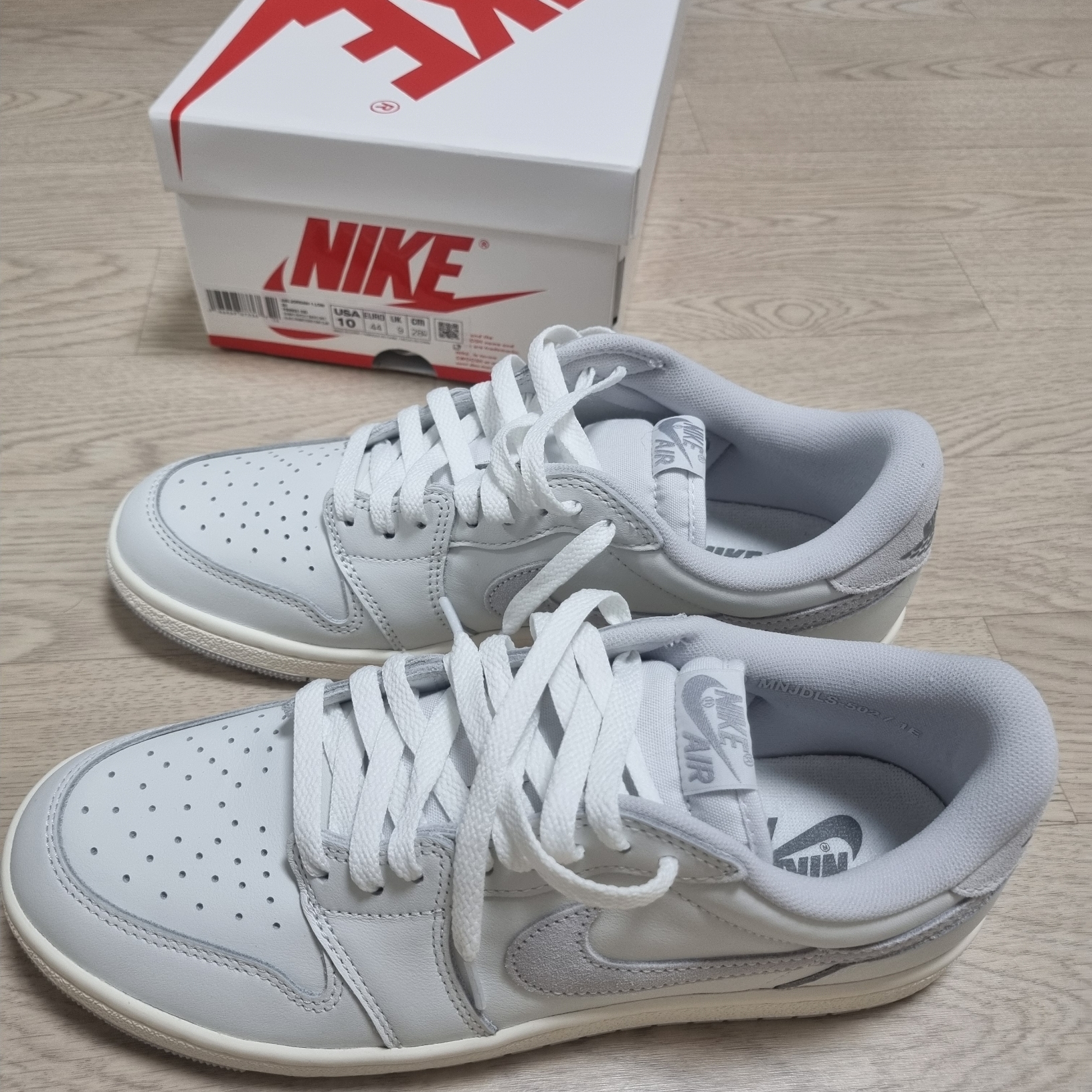 Jordan 1 Low 85 Neutral Grey 착용 스타일 - 1