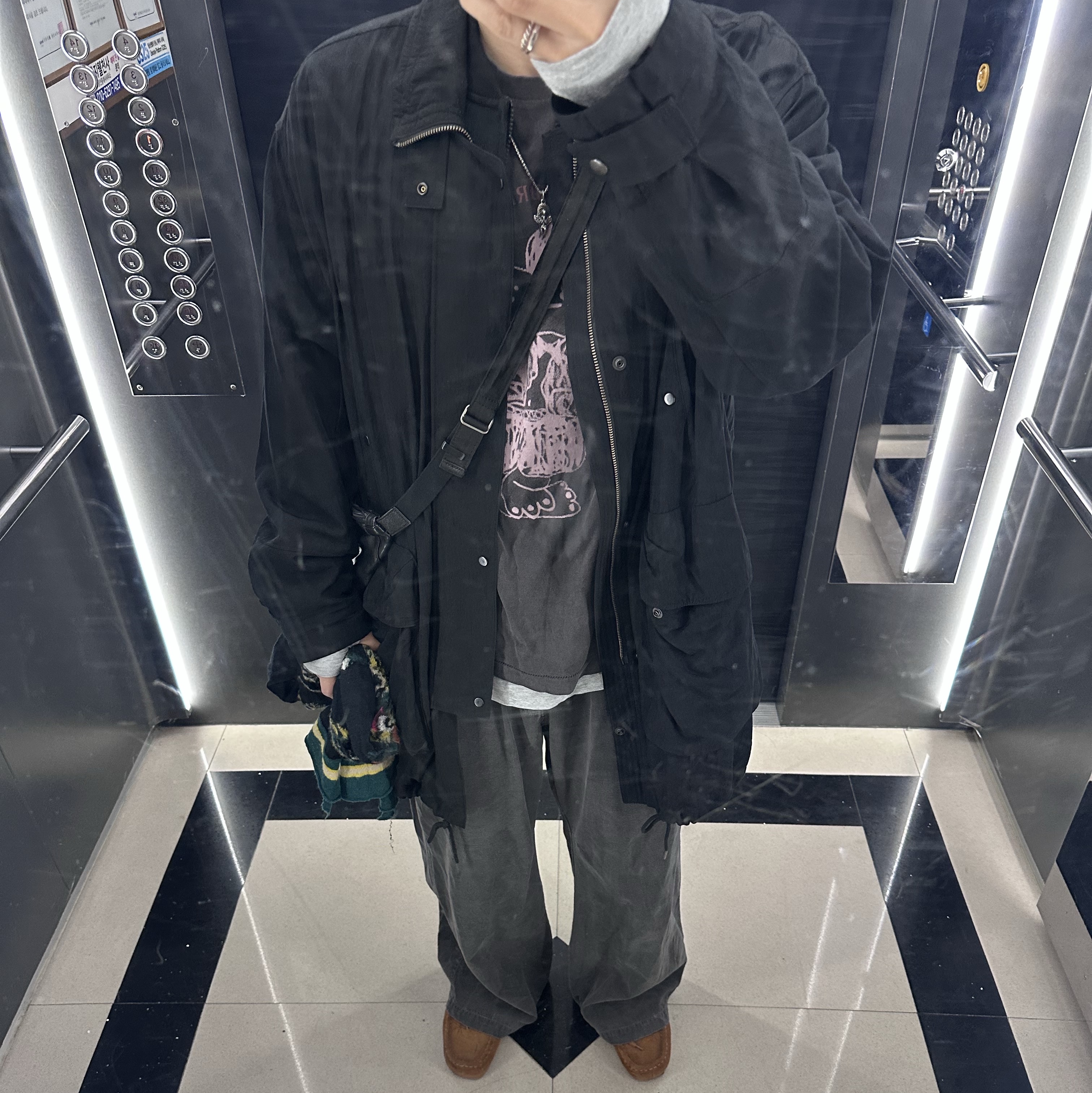Polyteru Human Index Human Pajama Pants Deep Charcoal, [프리오더] Polyteru Wallabee Shoes Mid Deep Brown 착용 스타일