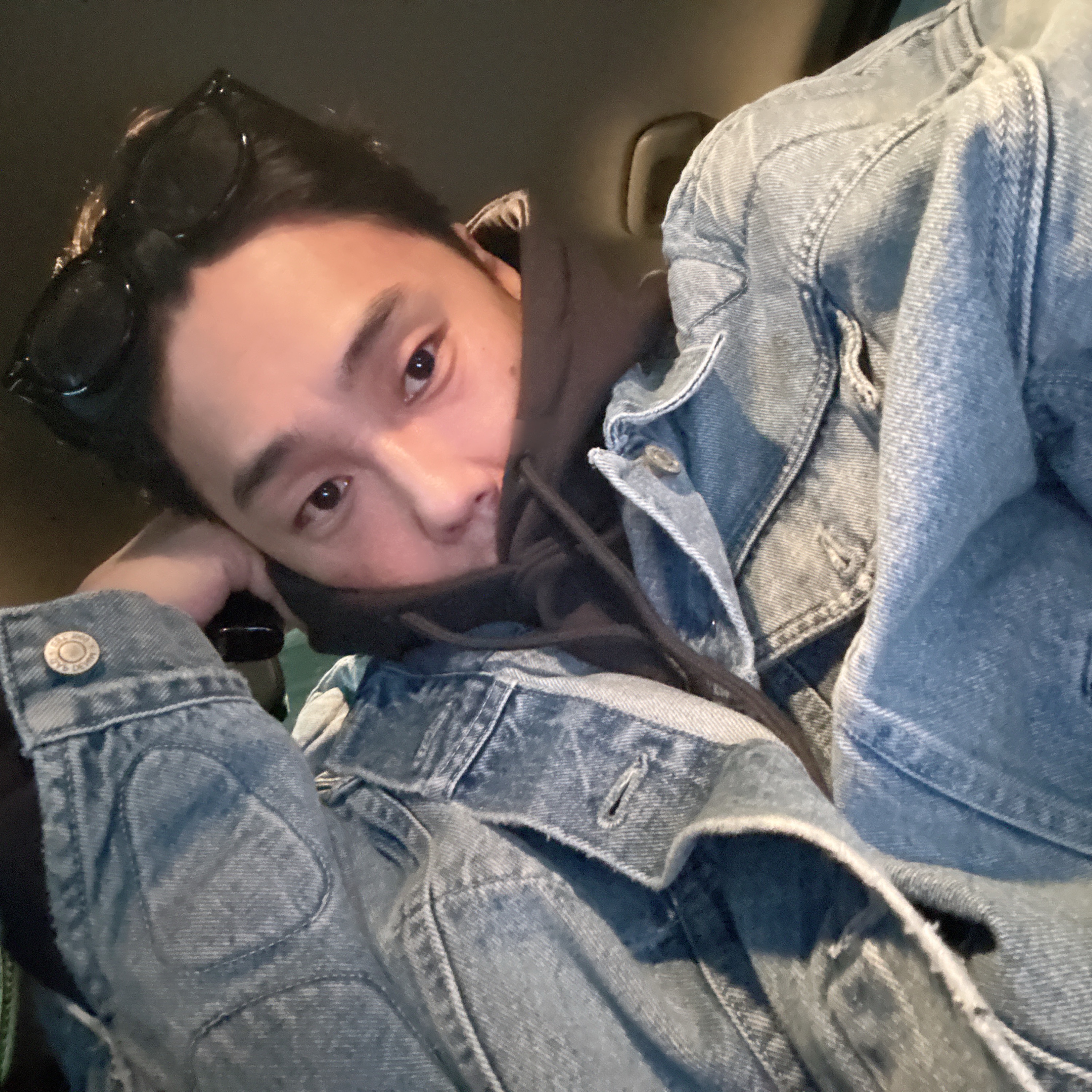 Yeezy Gap Engineered By Balenciaga Padded Denim Jacket Blue, Undermycar Mu.09 Anti Fxxking Logo Play Oversized Hoodie Dark Navy 착용 스타일