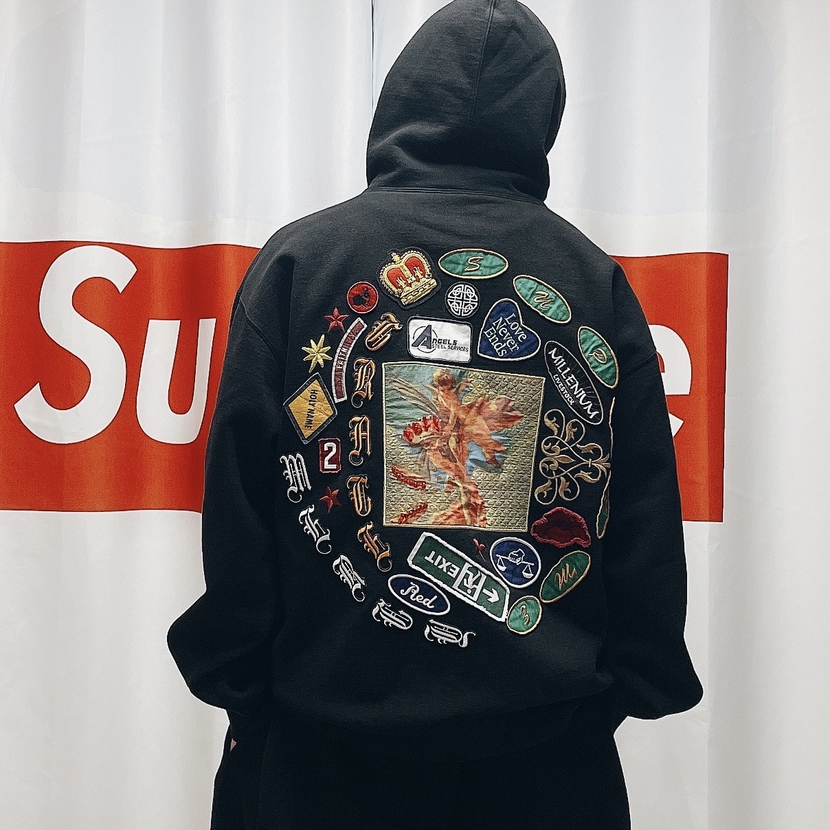 Supreme Patches Spiral Hooded Sweatshirt Black - 23SS 착용 스타일