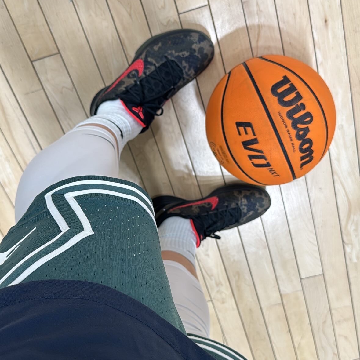Nike Kobe 6 Protro Mambacita Sweet 16, Nike Kobe 6 Protro Italian Camo 착용 스타일 - 2