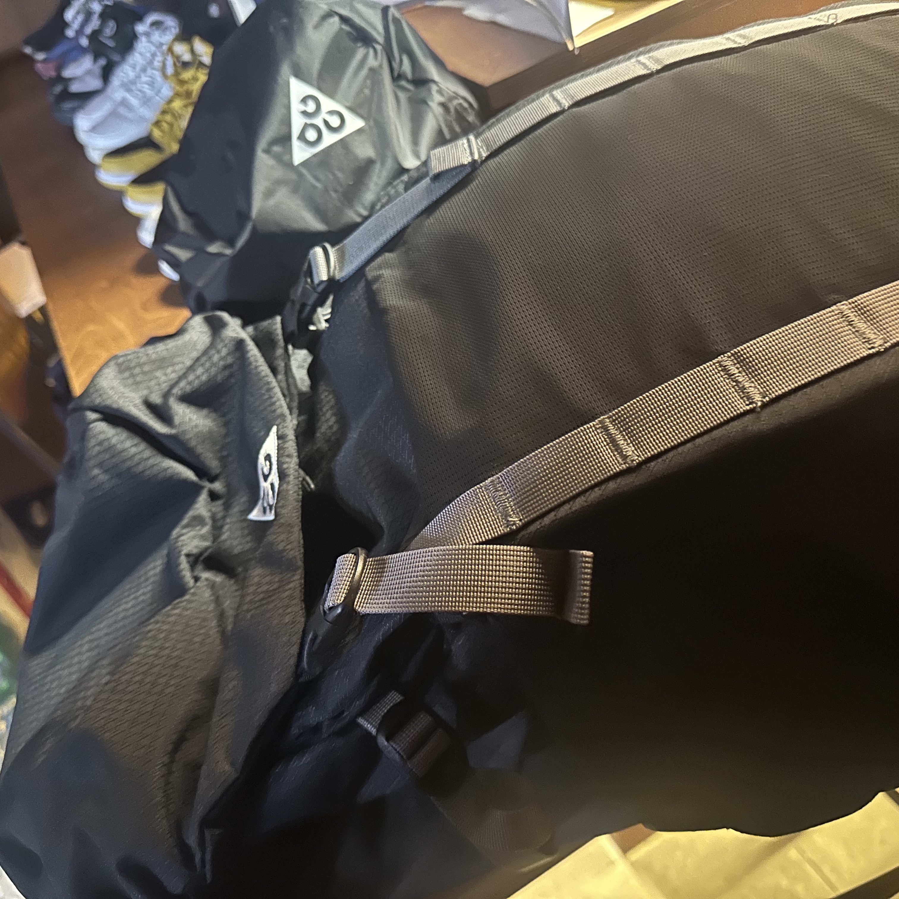 Nike ACG 36 Backpack Black 착용 스타일