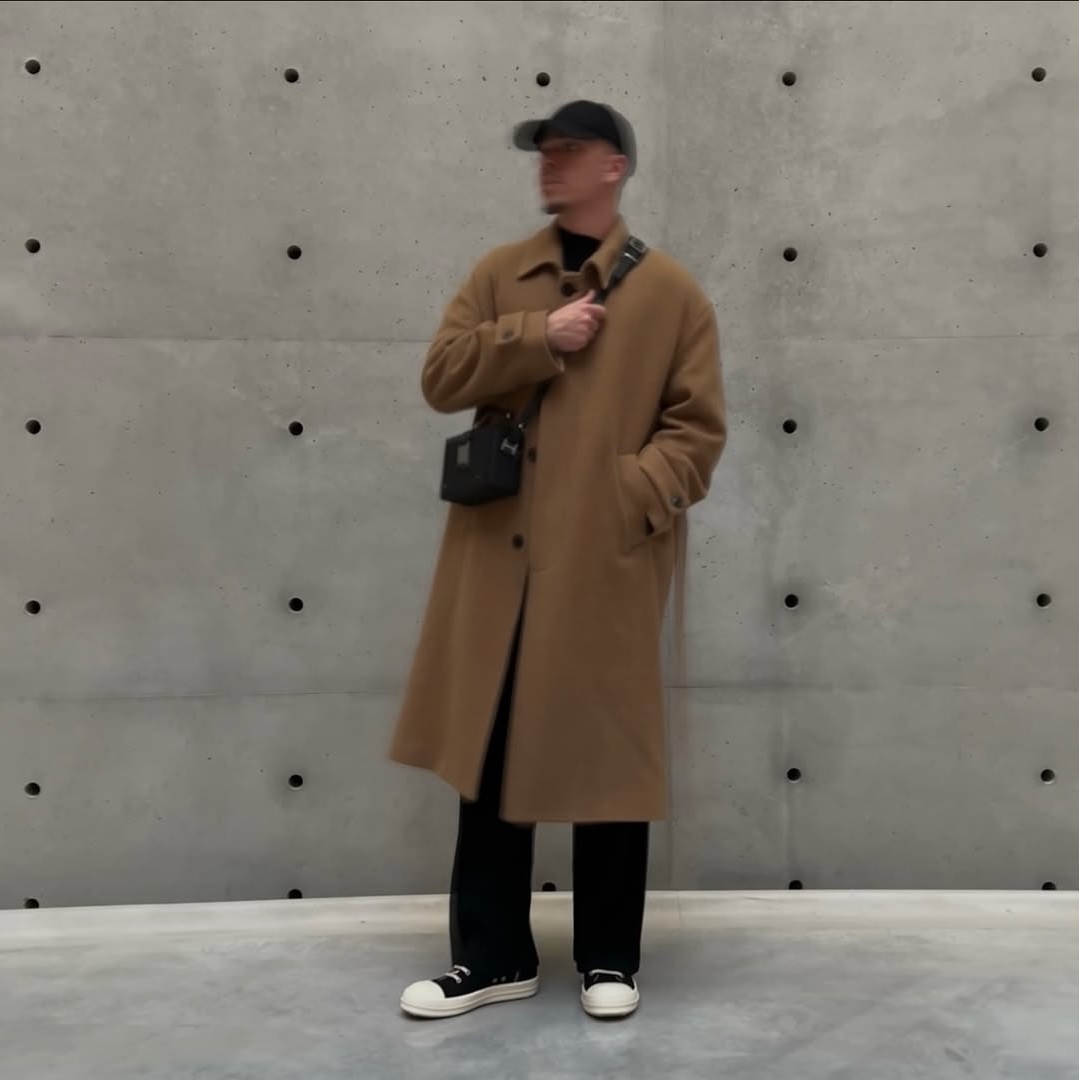 Heliot Emil Solely Box Bag Black - 24FW 착용 스타일