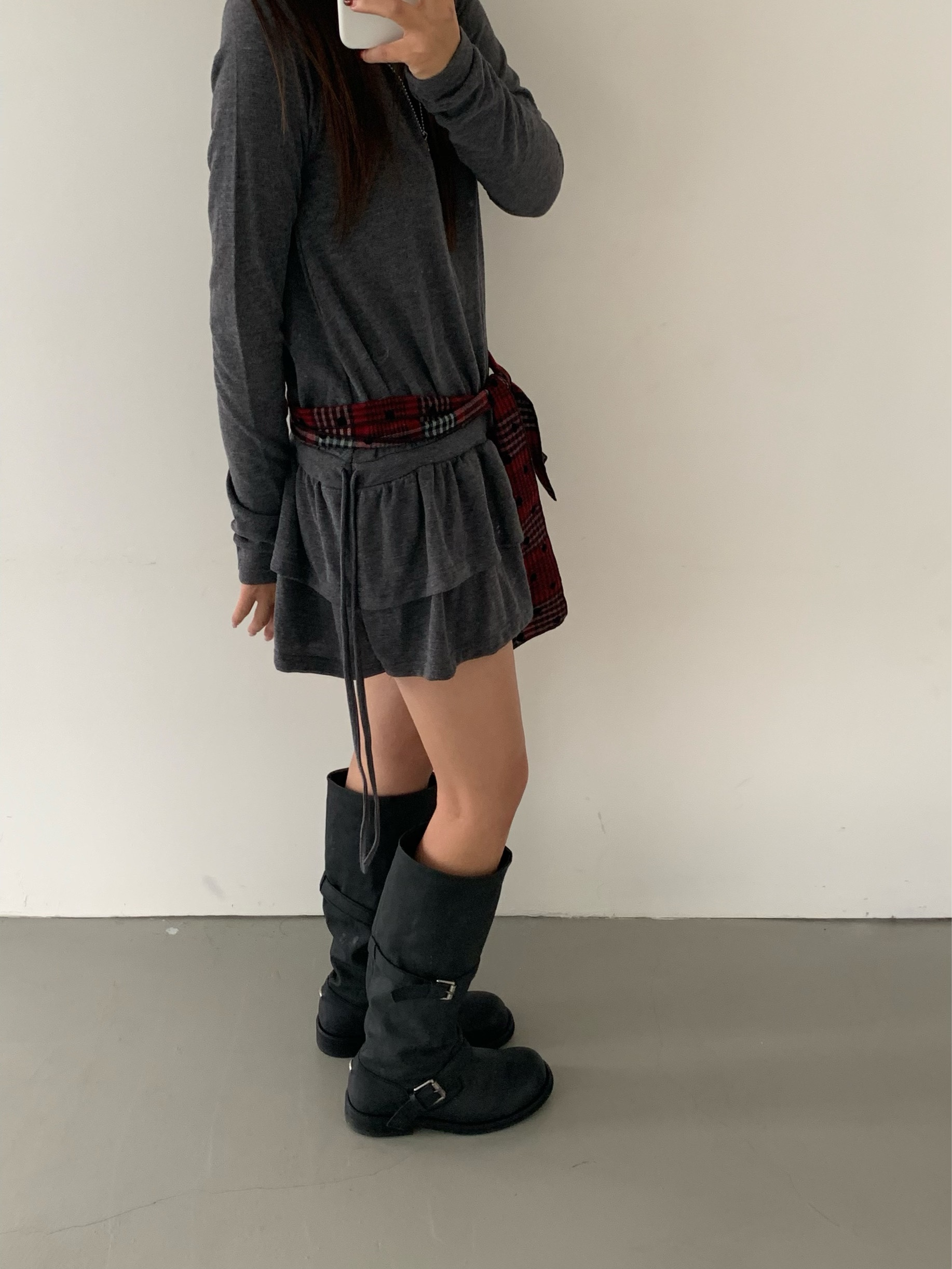 [6% 적립] NegativeThree  Slouchy Long Boots Washed Black 착용 스타일
