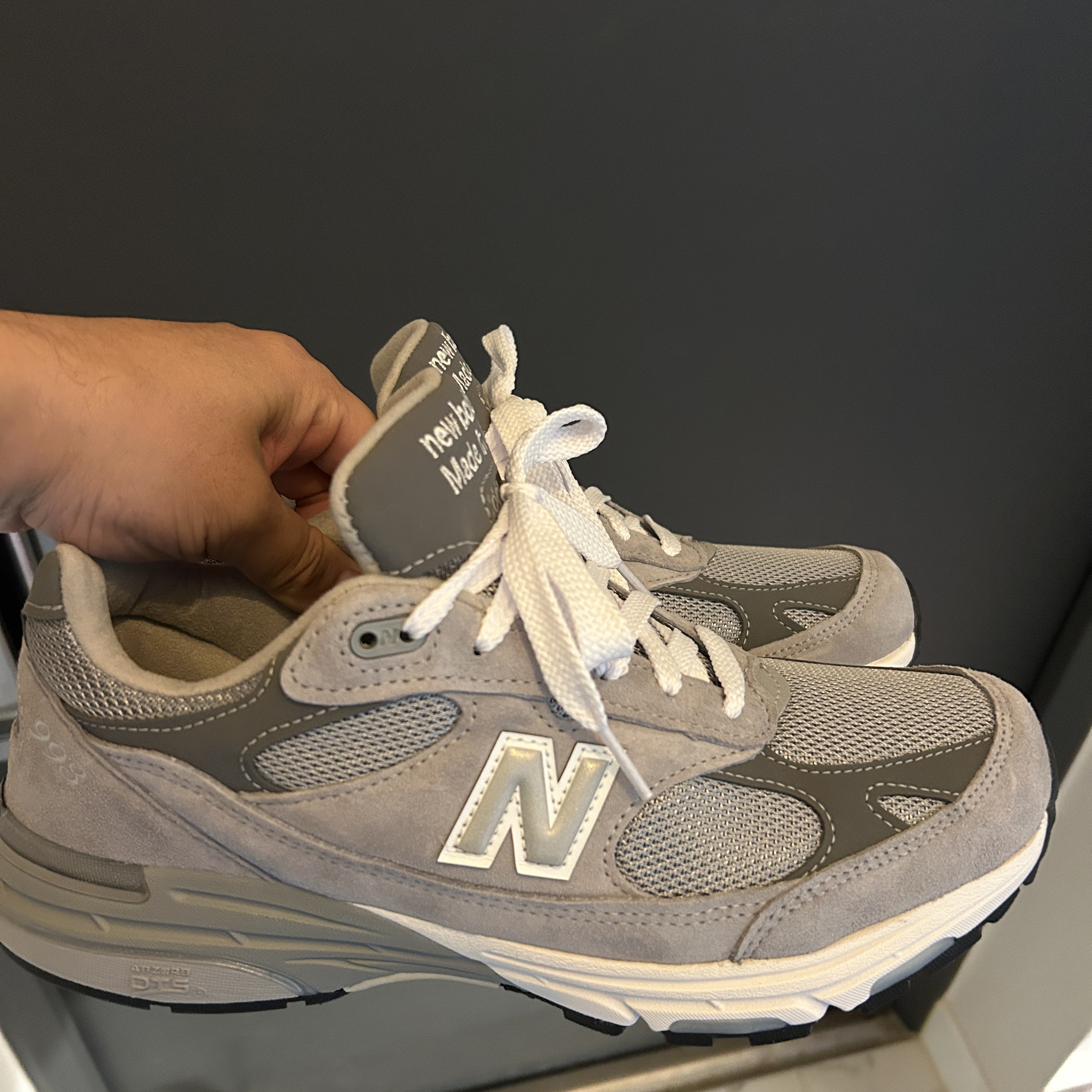 New Balance 993 Made in USA Grey - D Standard 착용 스타일