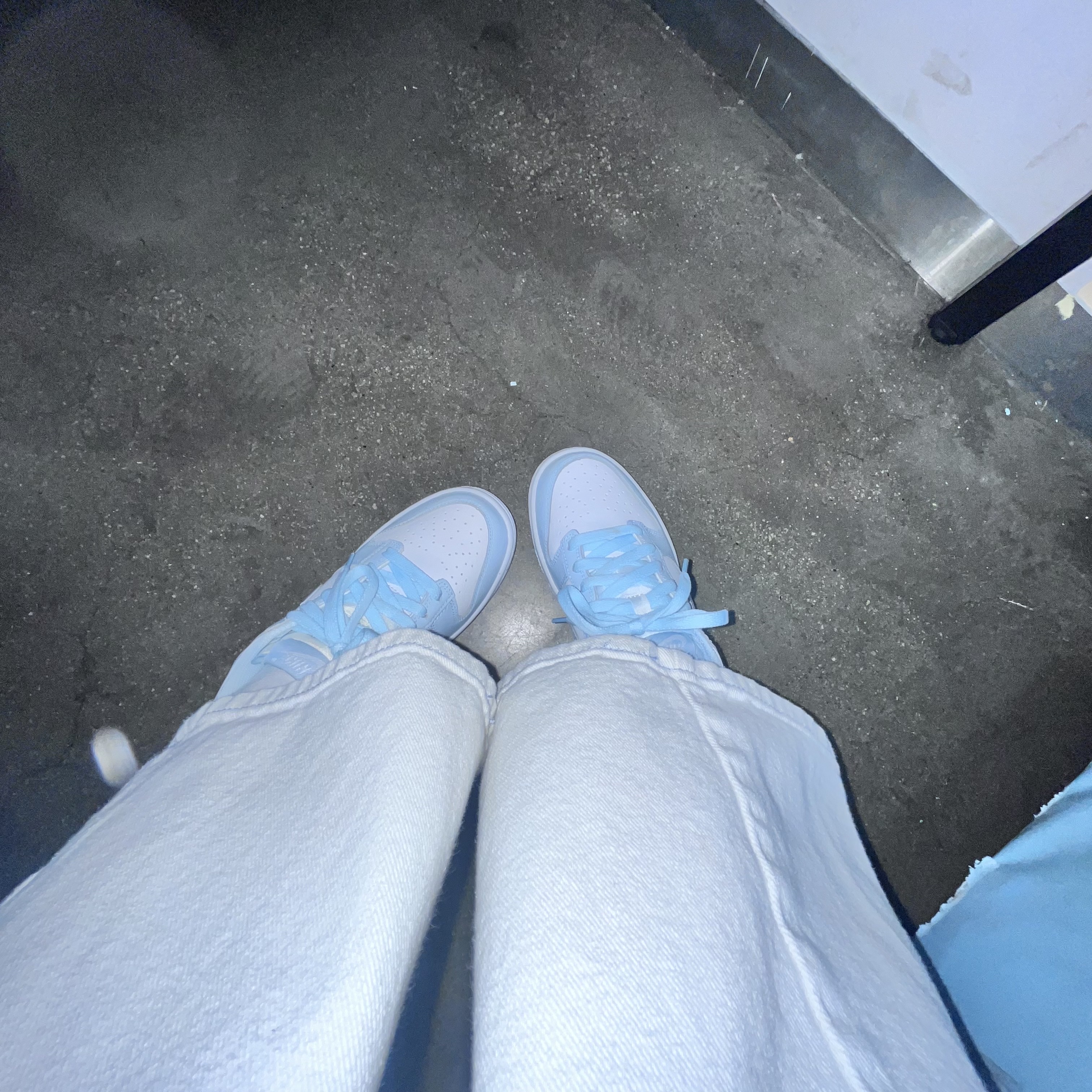 (GS) Nike Dunk Low Glacier Blue White 착용 스타일 - 4