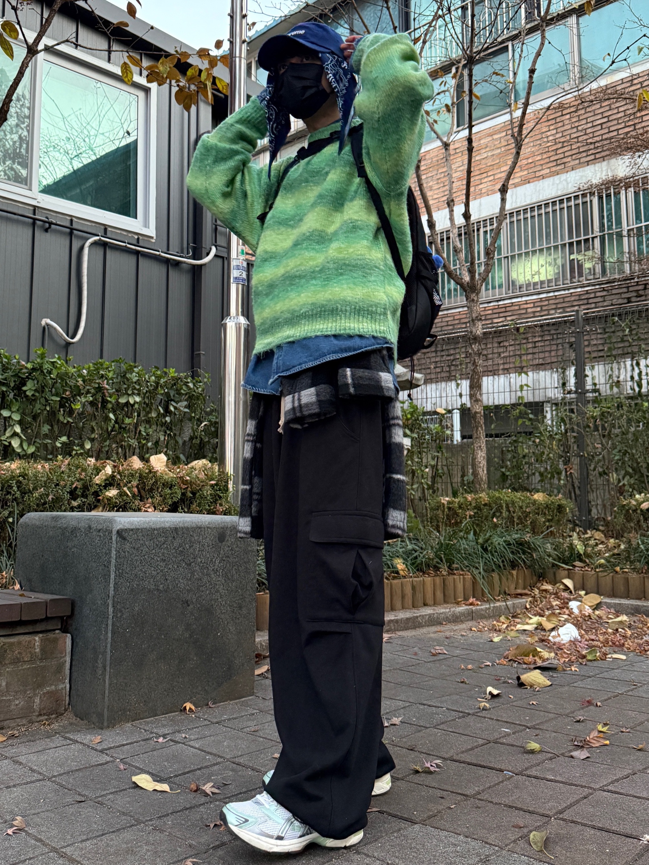 Asics x Naked Gel-1130 White Pure Silver, Supreme Hav-A-Hank Bandanas Multicolor (Set of 3) - 24SS 착용 스타일 - 5