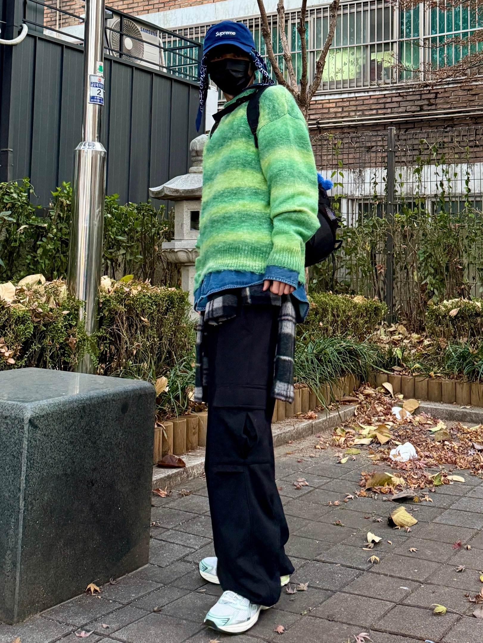 Asics x Naked Gel-1130 White Pure Silver, Supreme Hav-A-Hank Bandanas Multicolor (Set of 3) - 24SS 착용 스타일 - 7