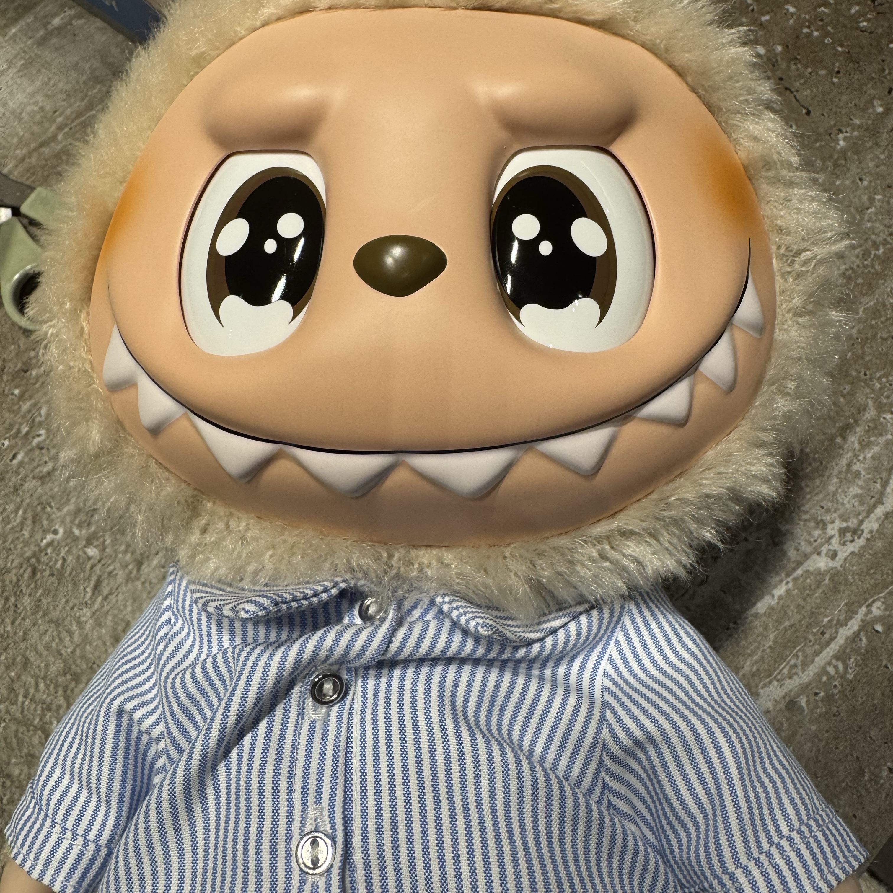 Pop Mart Labubu Flip with Me Doll, Pop Mart Labubu Time To Chill Vinyl Plush Doll 착용 스타일 - 4