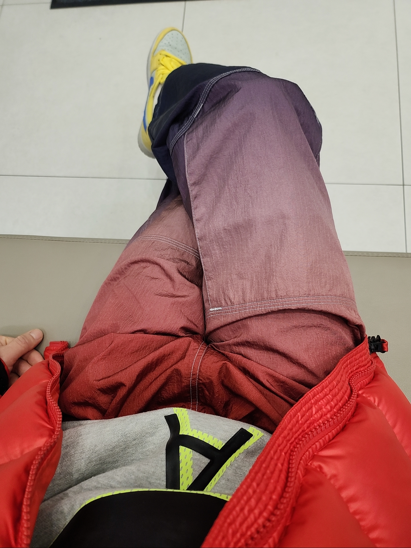 Nike x Drake Nocta Sunset Puffer Jacket Red, Supreme x Nike Ripstop Track Pants Multicolor - 24SS 착용 스타일 - 1