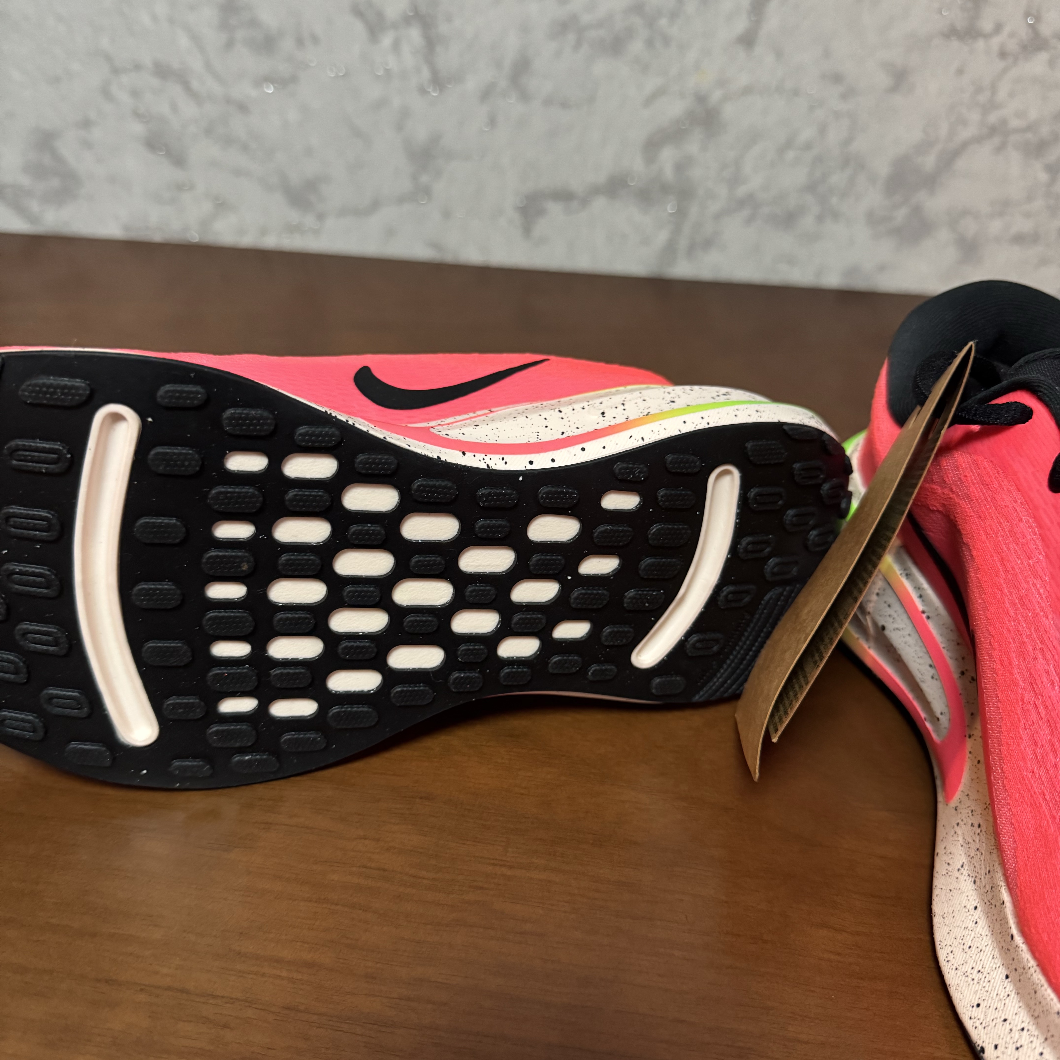 (W) Nike Journey Run Road Running Hot Punch Green Strike 착용 스타일 - 5