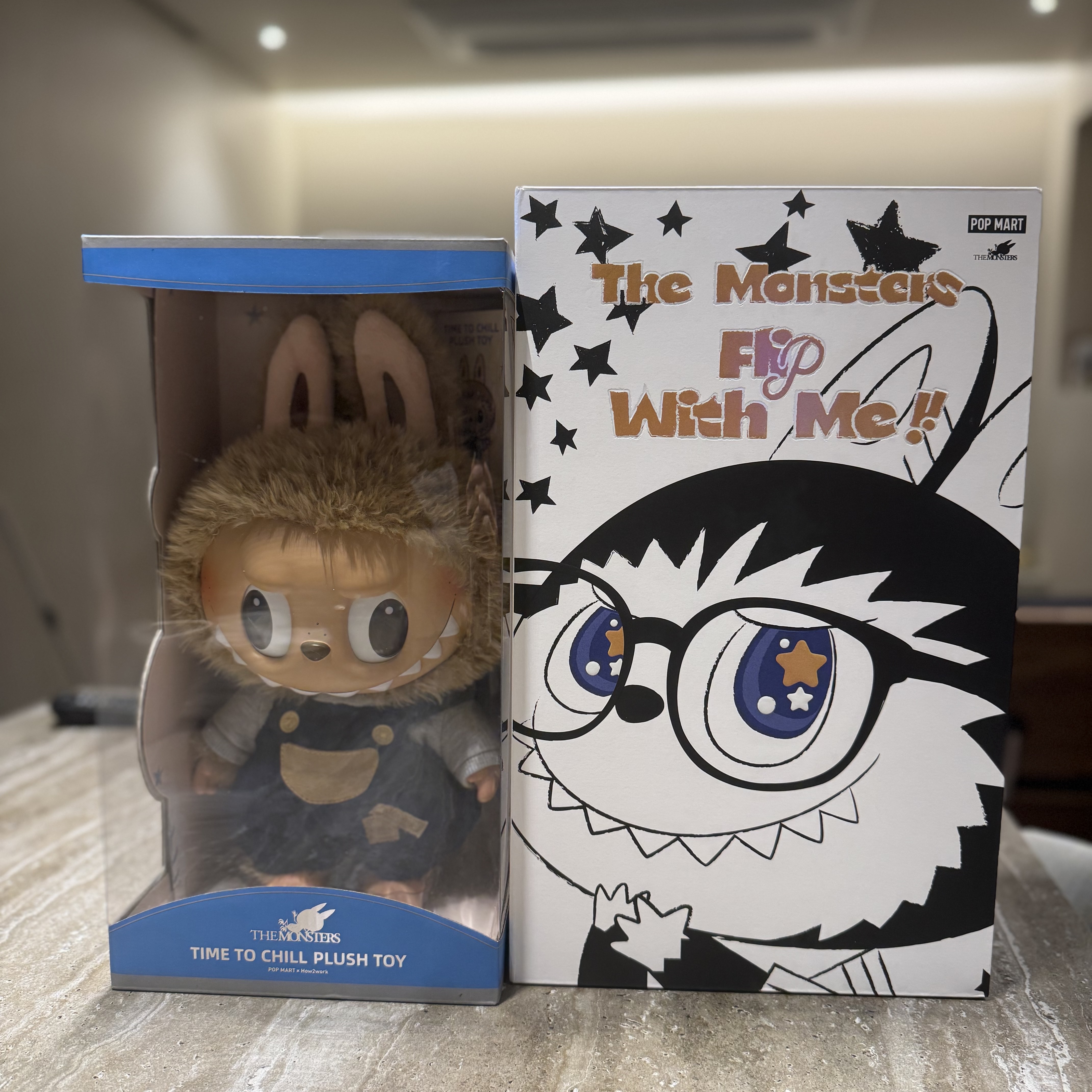 Pop Mart Labubu Flip with Me Doll, Pop Mart Labubu Time To Chill Vinyl Plush Doll 착용 스타일 - 2