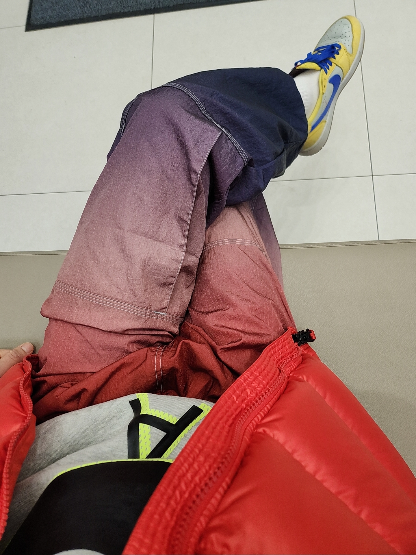 Nike x Drake Nocta Sunset Puffer Jacket Red, Supreme x Nike Ripstop Track Pants Multicolor - 24SS 착용 스타일 - 2