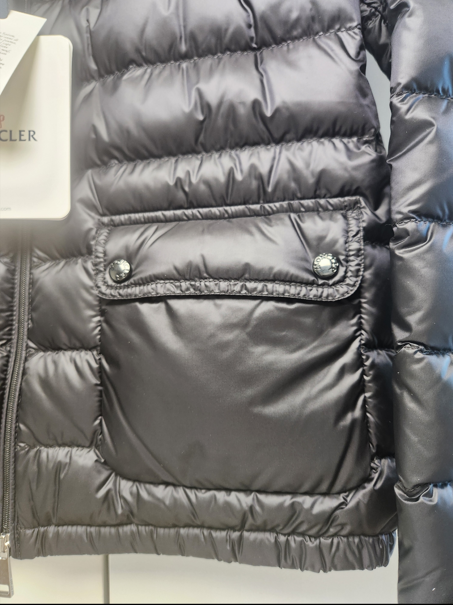 (W) Moncler Lans Short Down Jacket Black - 23SS 착용 스타일 - 3