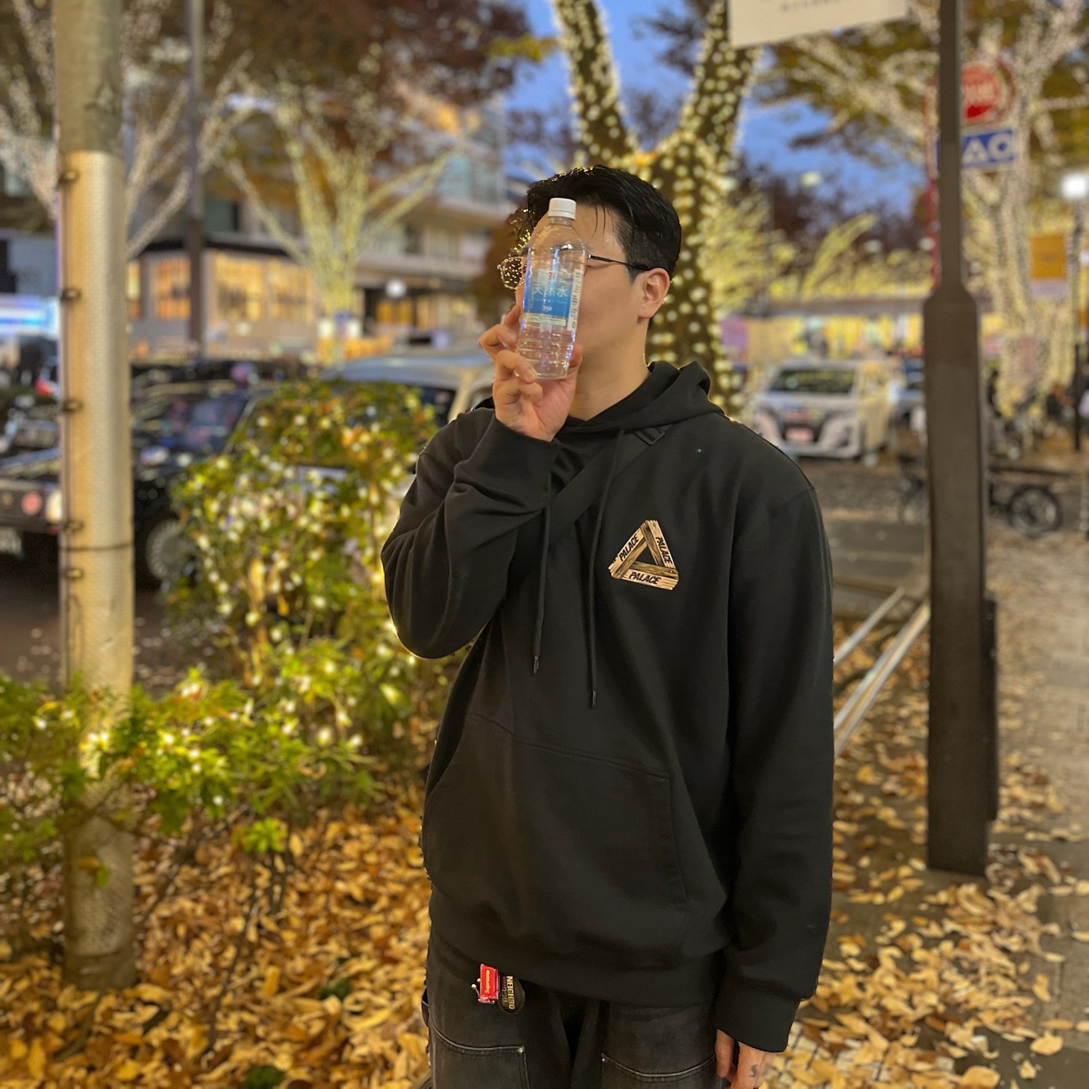 Palace Reaper Hood Black - 23FW, Supreme Mesh Waist Bag Black - 20SS 착용 스타일 - 4