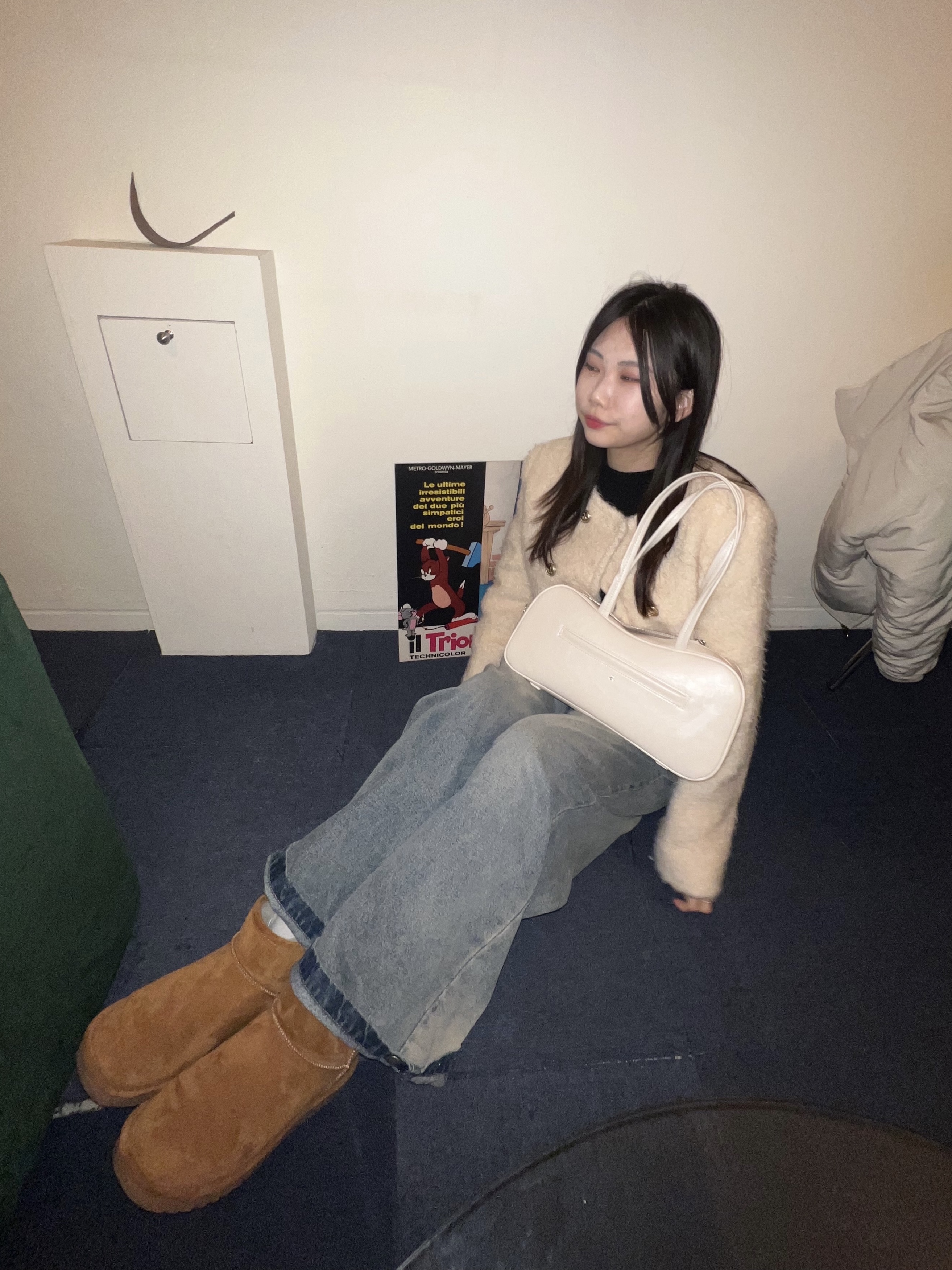 (W) UGG Classic Ultra Mini Boots Chestnut 착용 스타일