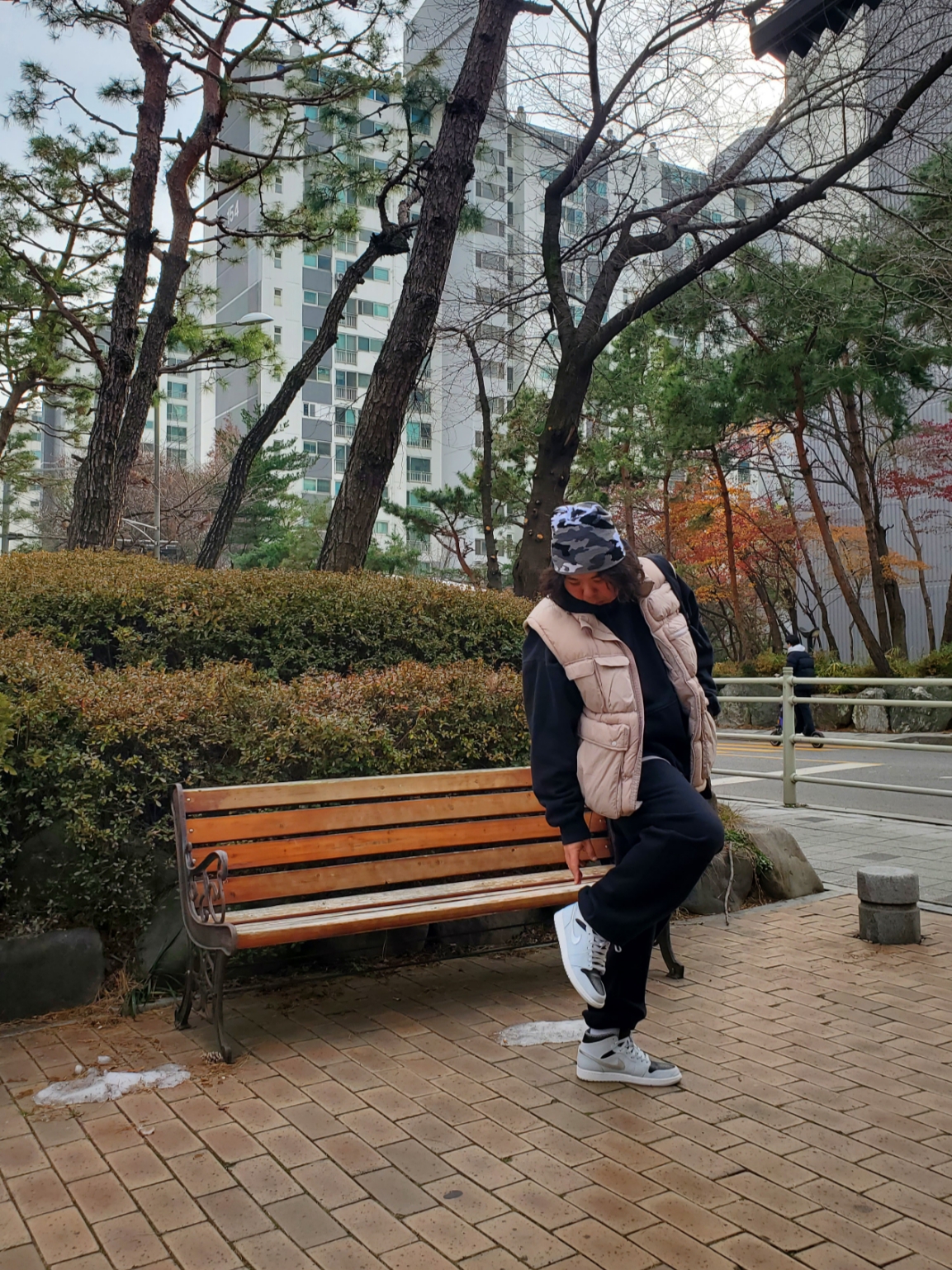 Nike x Stussy NRG RA Washed Pullover Hoodie Black (DN4028-010), Nike x Stussy NRG RA Washed Pullover Hoodie Black (DN4029-010) 착용 스타일 - 2