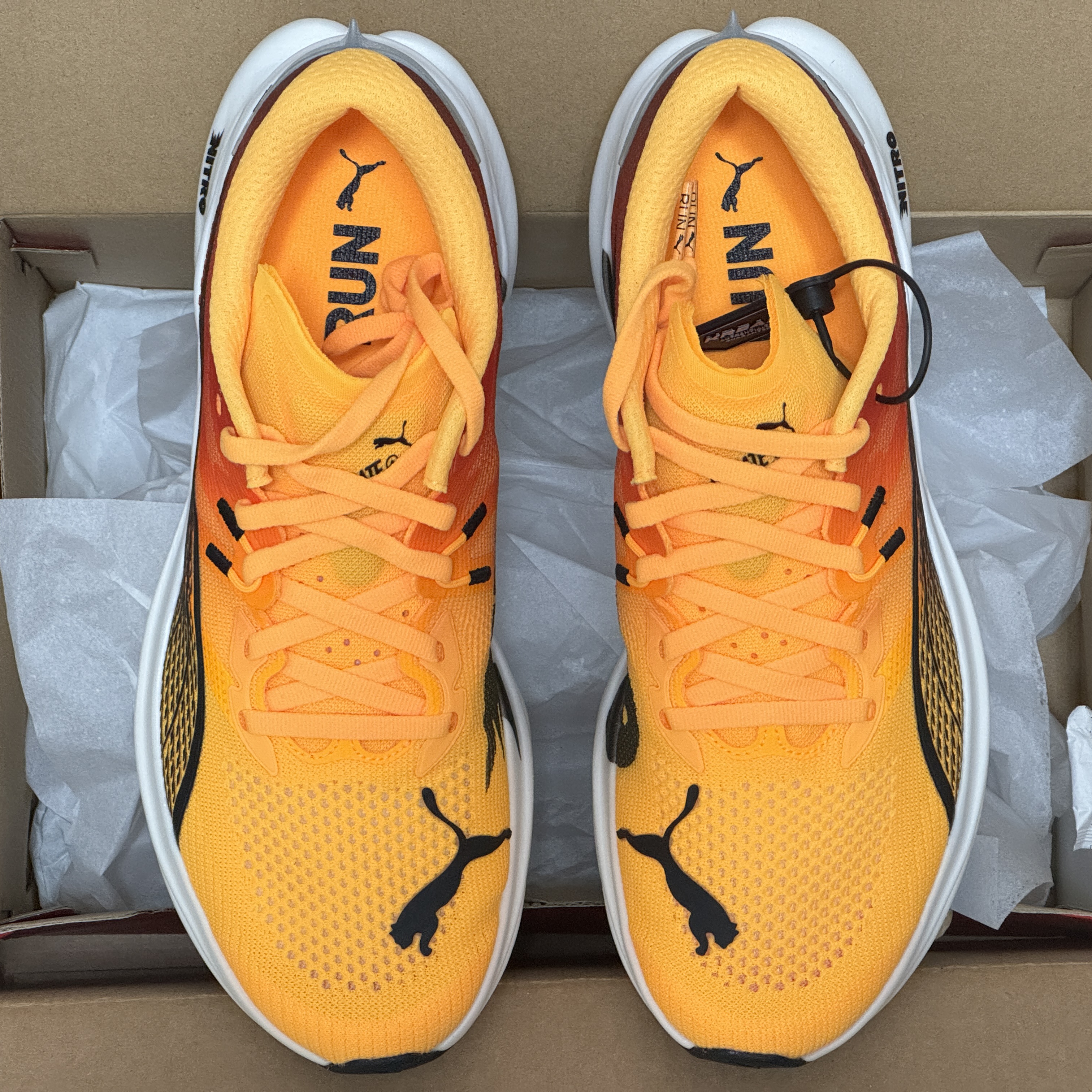 Puma Deviate Nitro 3 Fade Sun Stream Sunset Glow 착용 스타일 - 1