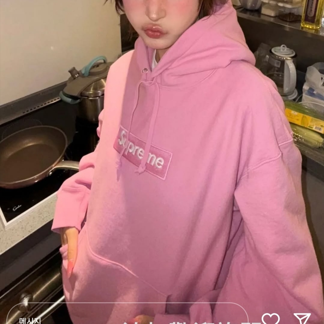 Supreme Box Logo Hooded Sweatshirt Dusty Pink - 24FW 착용 스타일 - 1