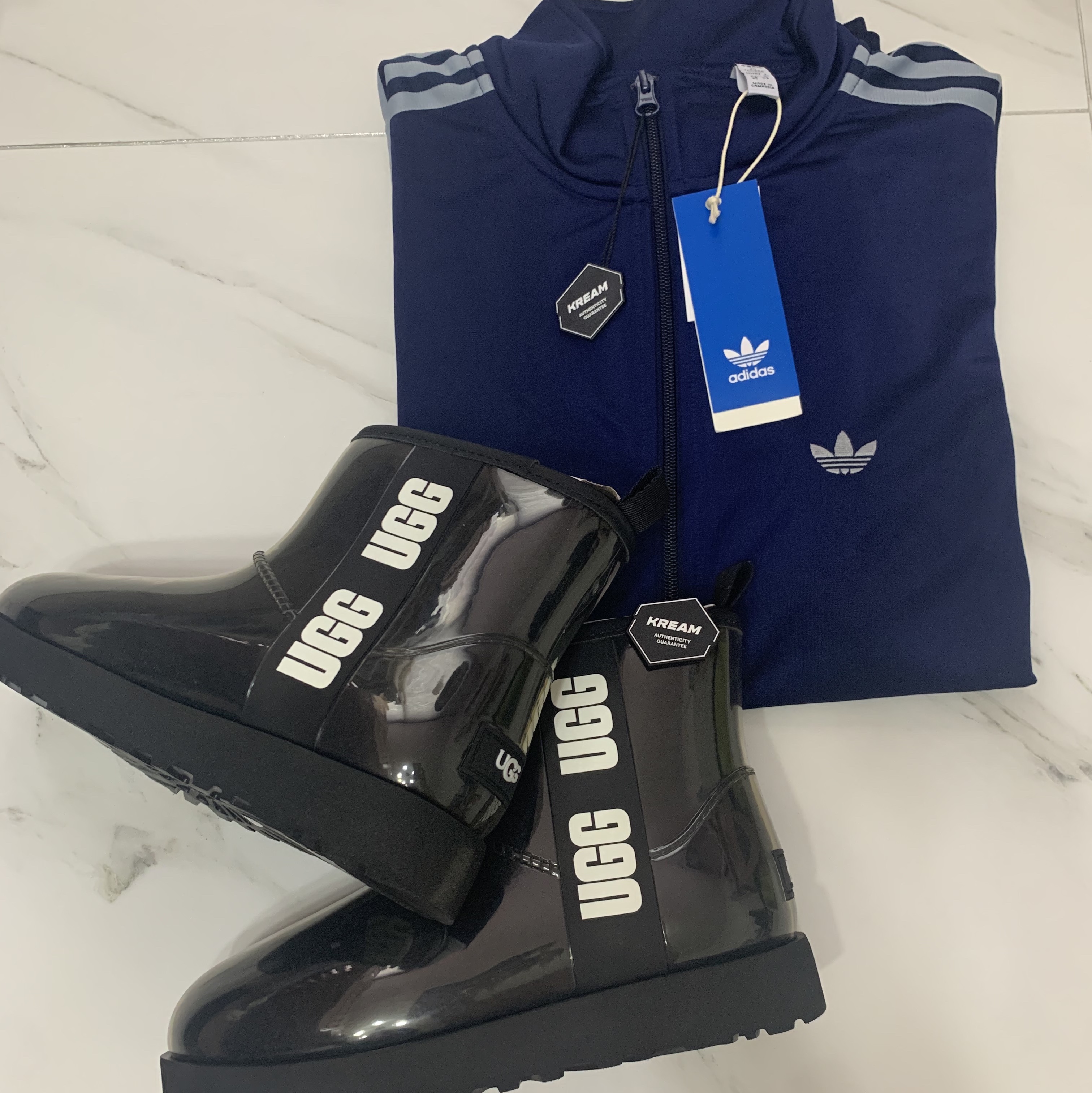 Adidas Originals Beckenbauer Track Jacket Night Indigo - KR Sizing, (W) UGG Classic Clear Mini Boots Black 착용 스타일