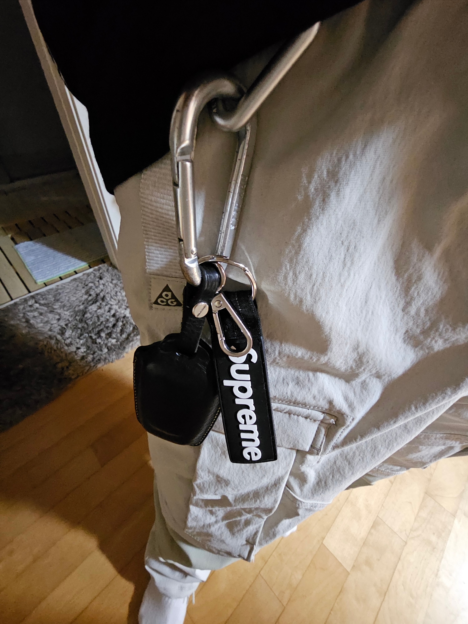 Supreme Ripstop Keychain Black - 24SS, Human Made Carabiner 70mm Silver 착용 스타일