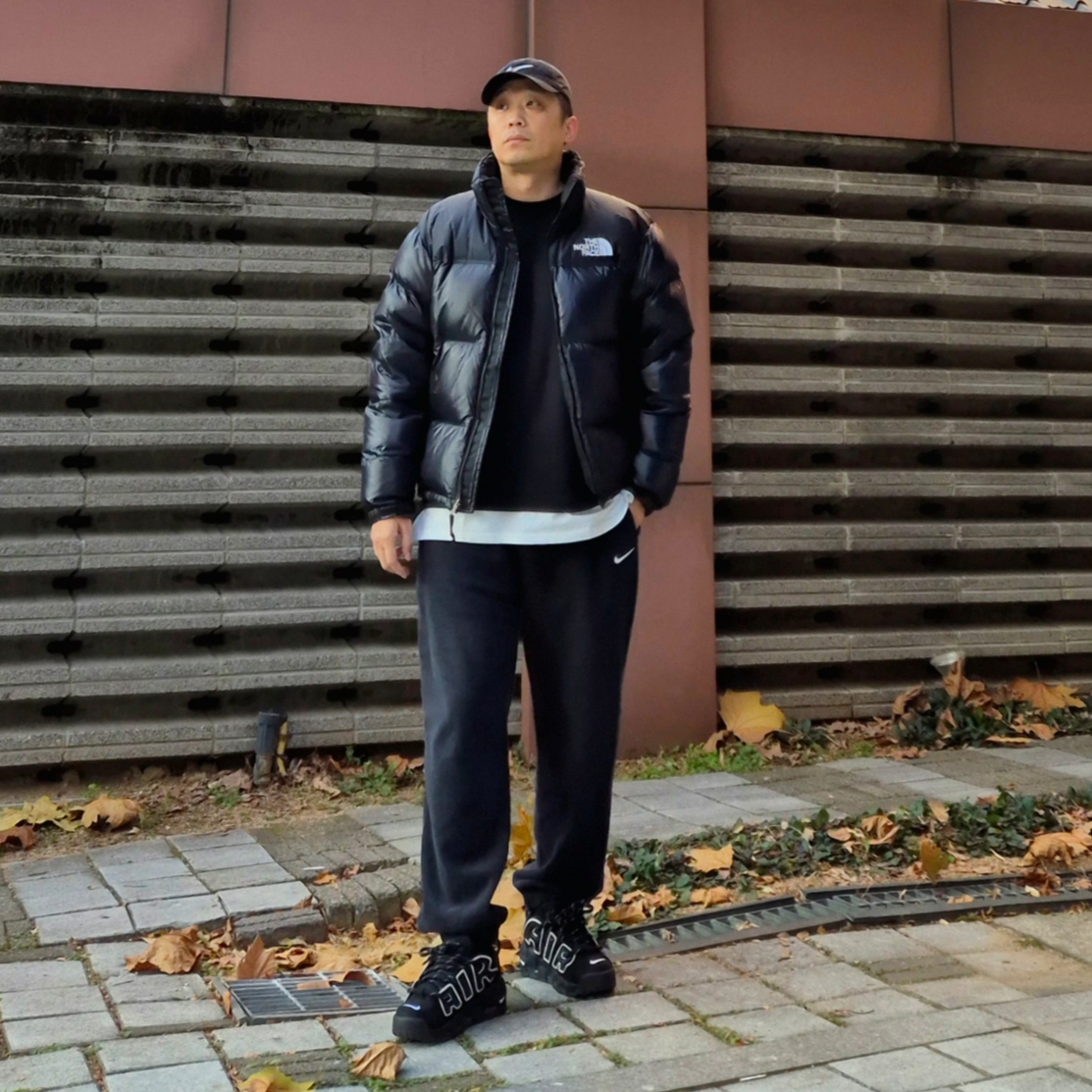 Nike x Ambush Air More Uptempo Low Black and White, Nike Heritage 86 Essential Cap Black 착용 스타일 - 2