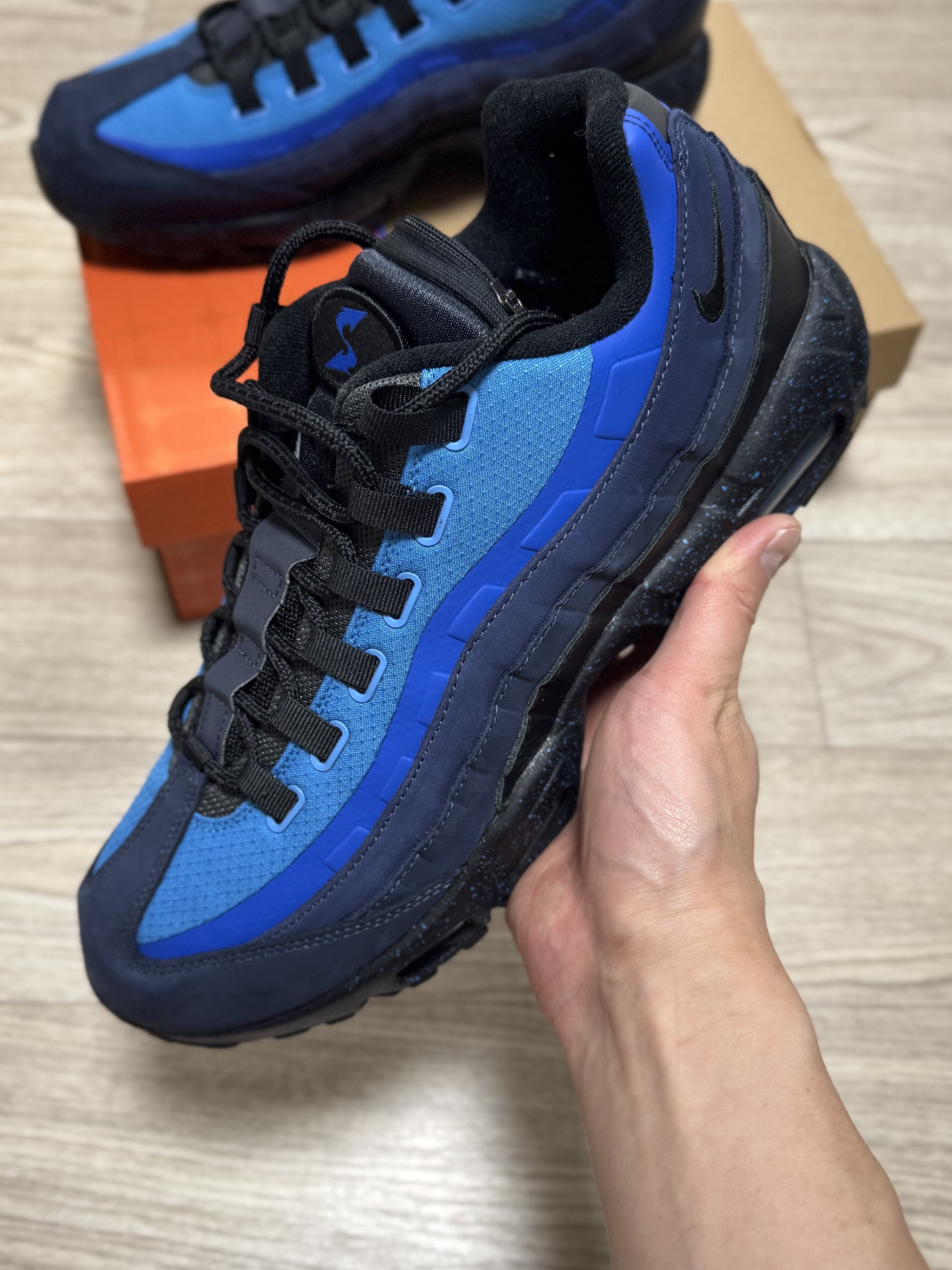 Nike x Stash Air Max 95 SP Black and Harbor Blue 2024 착용 스타일