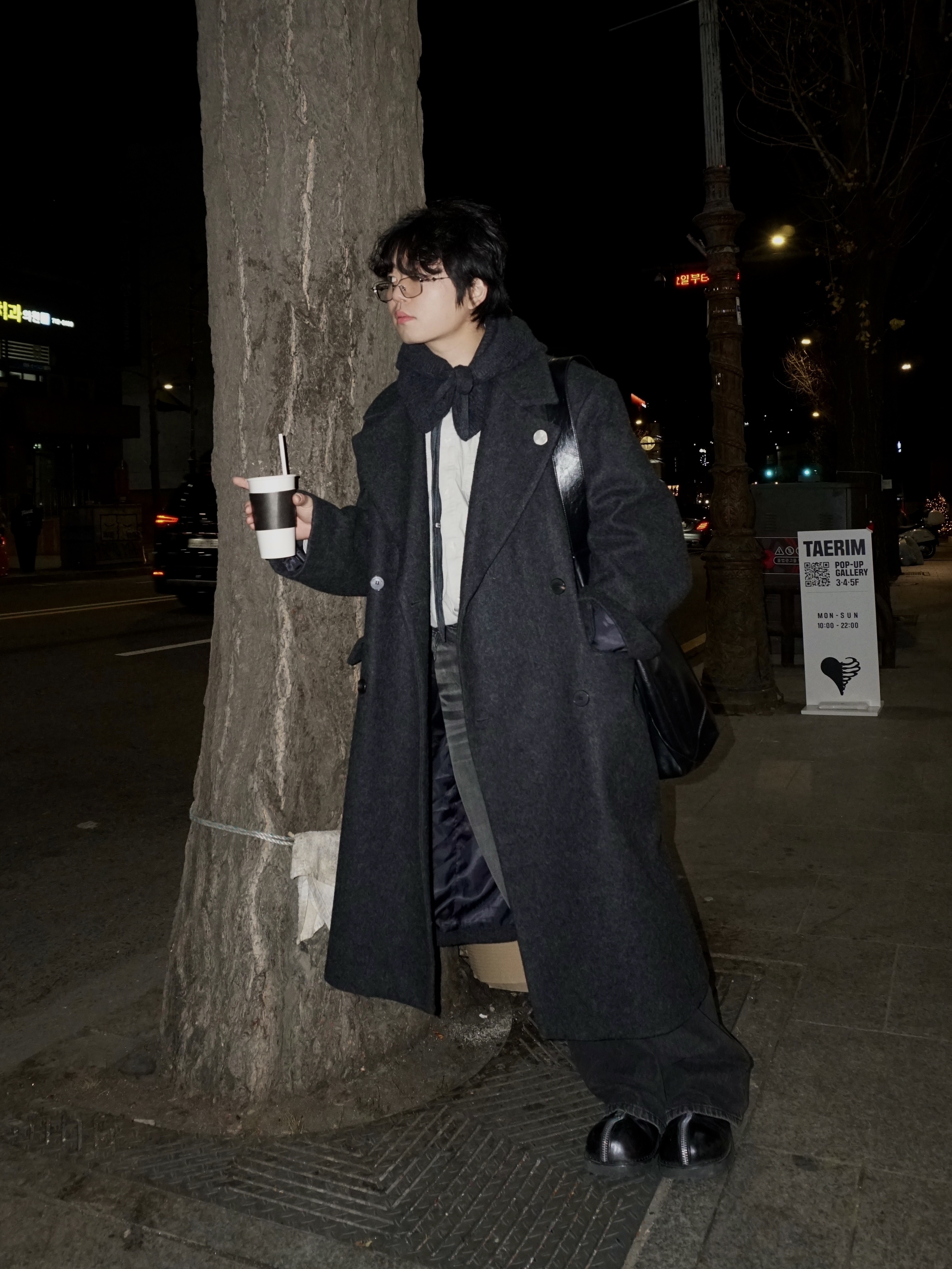 Millo Archive Double Coat Black, Gentle Monster Atomic 02 Silver 착용 스타일 - 5